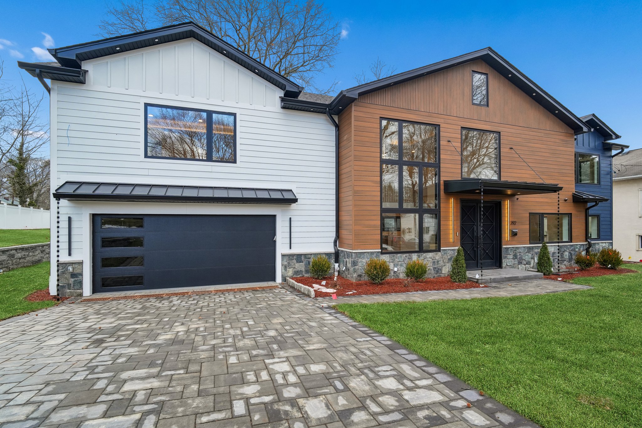 292 Magnolia Avenue 