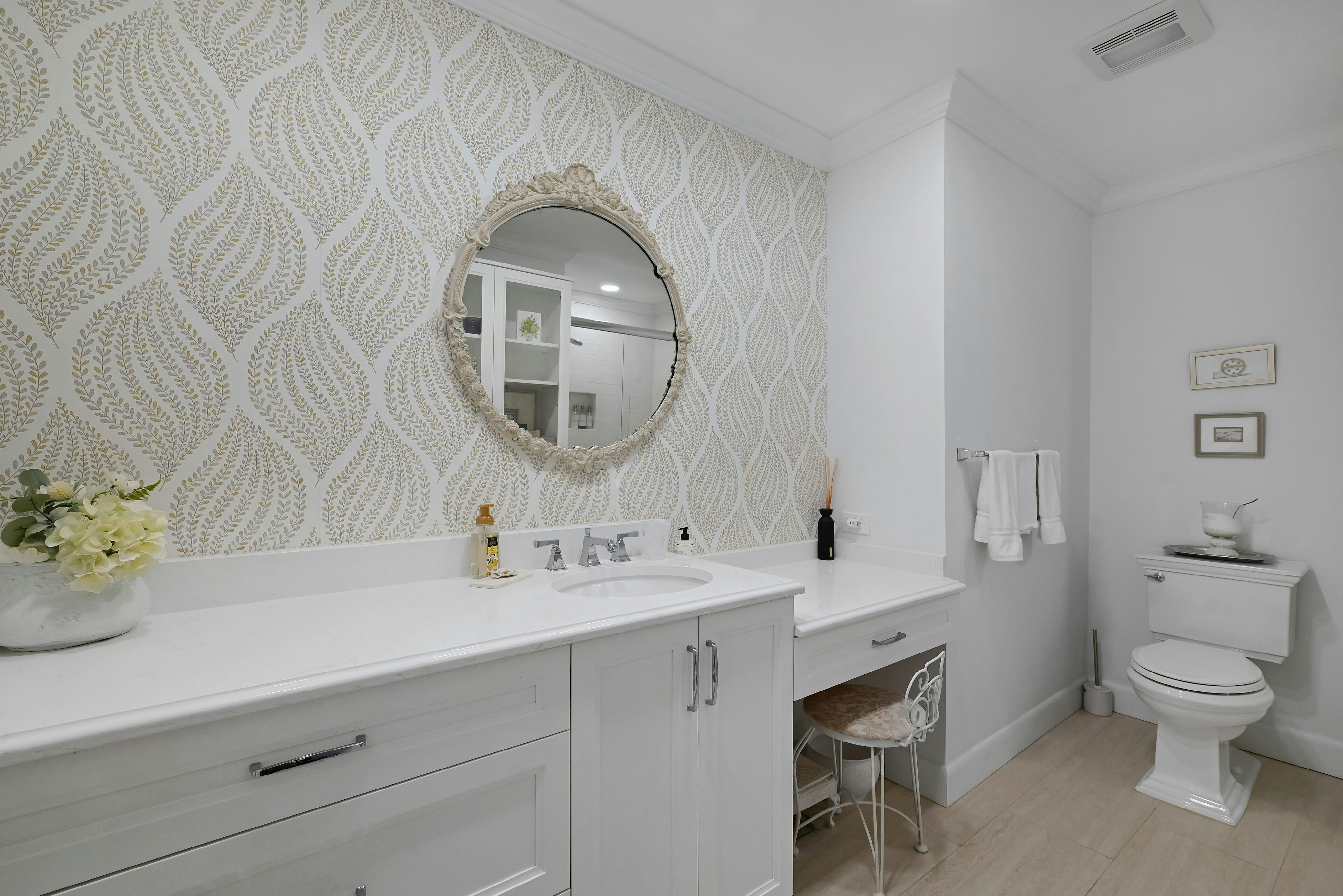 211 Yorktowne Court #211F 