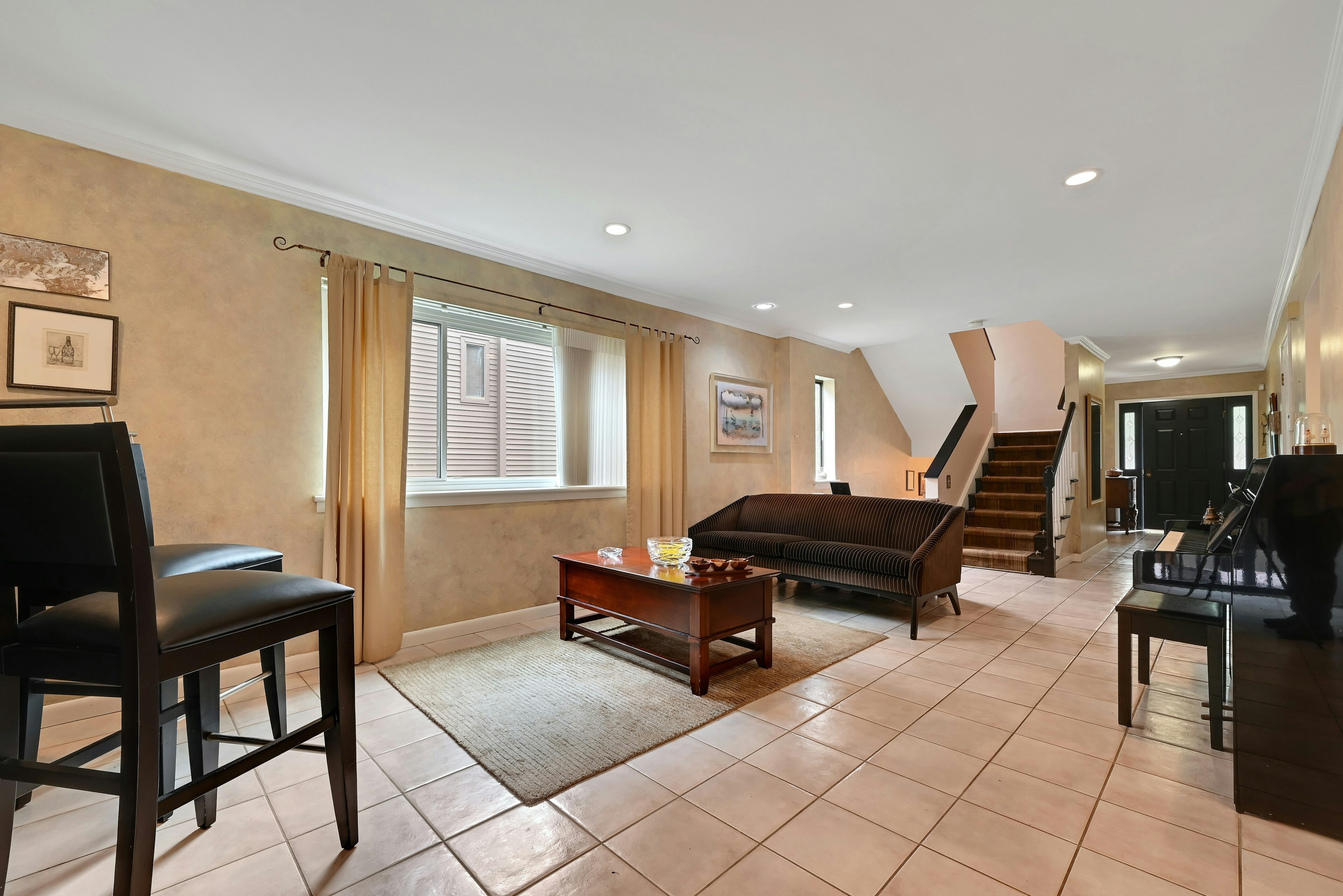211 Yorktowne Court #211F 