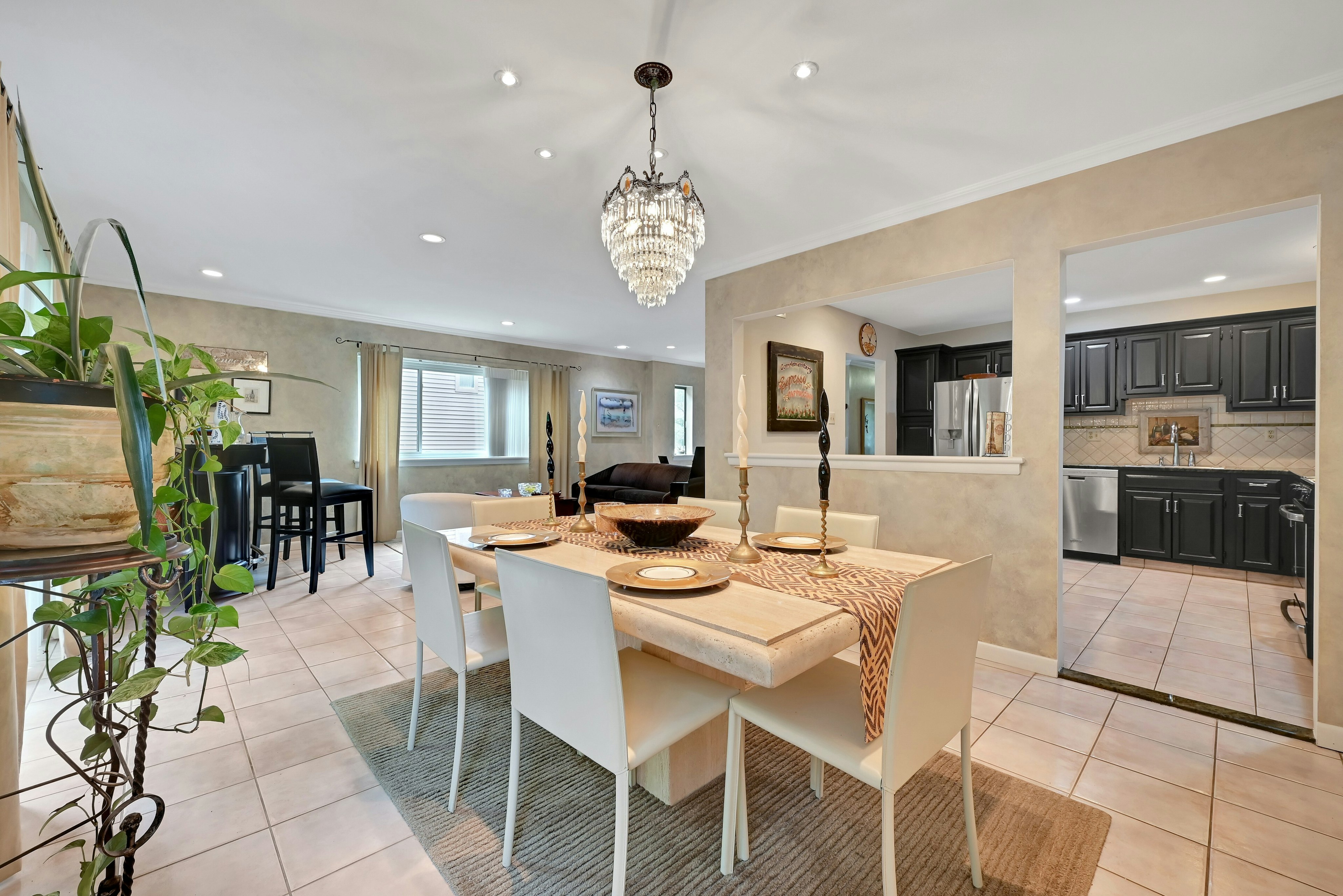 211 Yorktowne Court #211F 