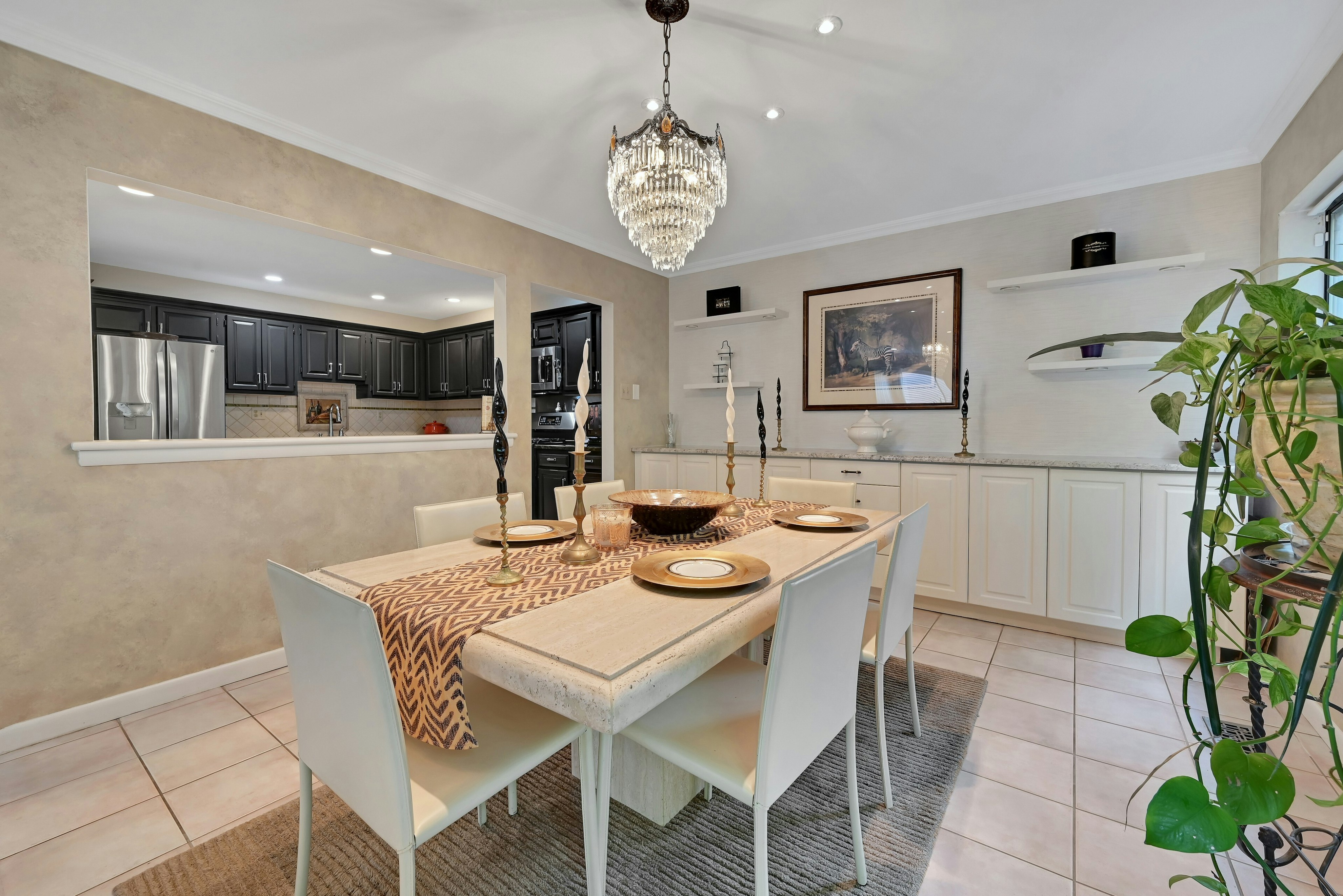 211 Yorktowne Court #211F 