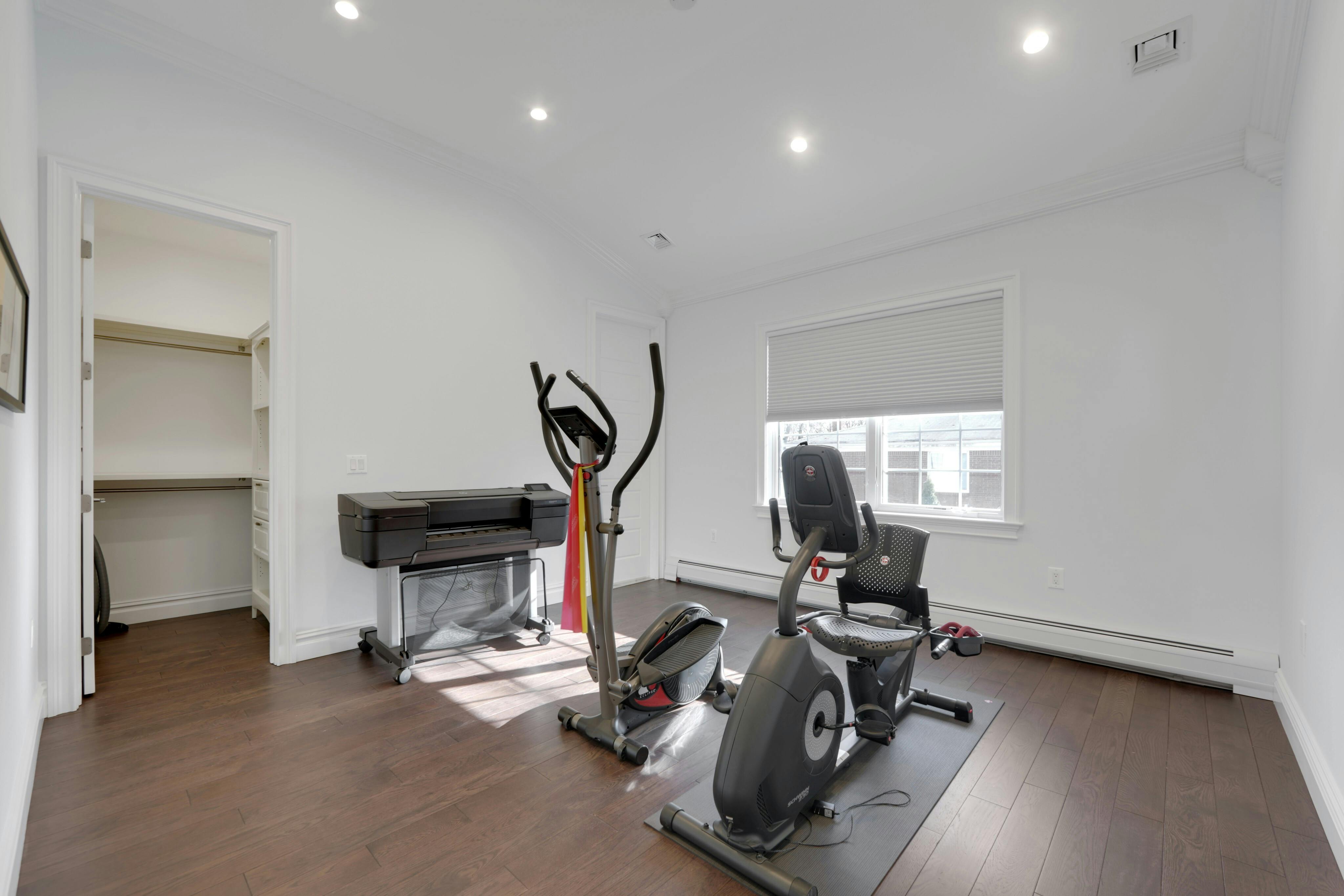 6 Allison Drive 