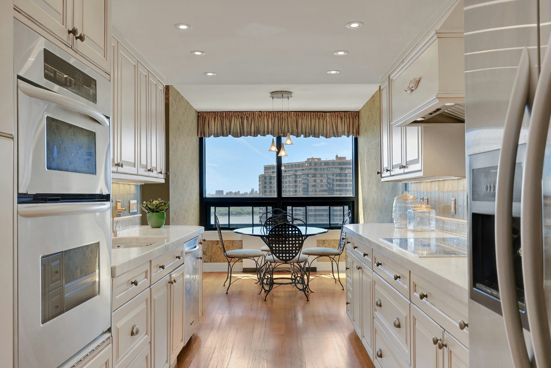 800 Palisade Avenue Unit 901 