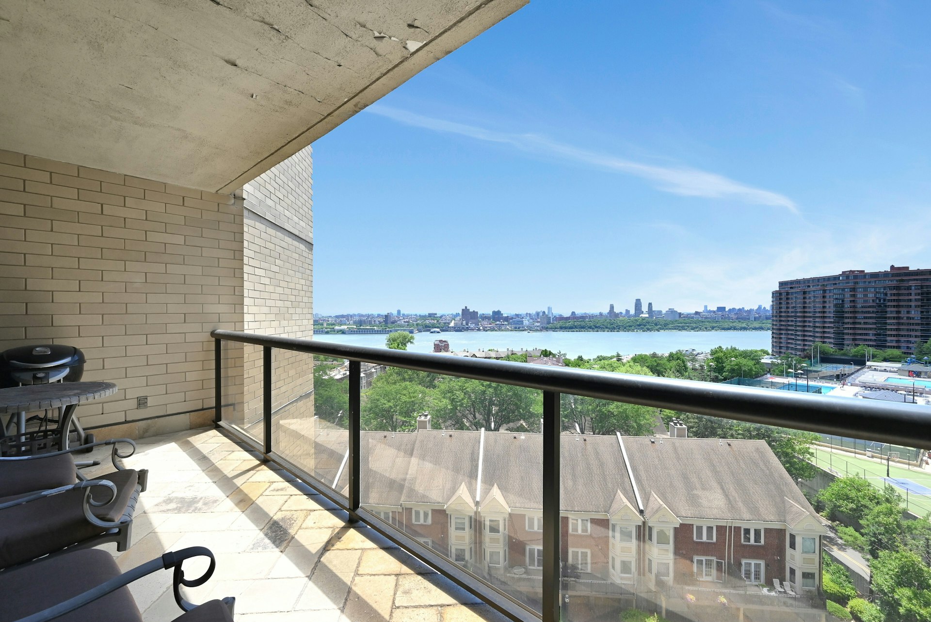 800 Palisade Avenue Unit 901 
