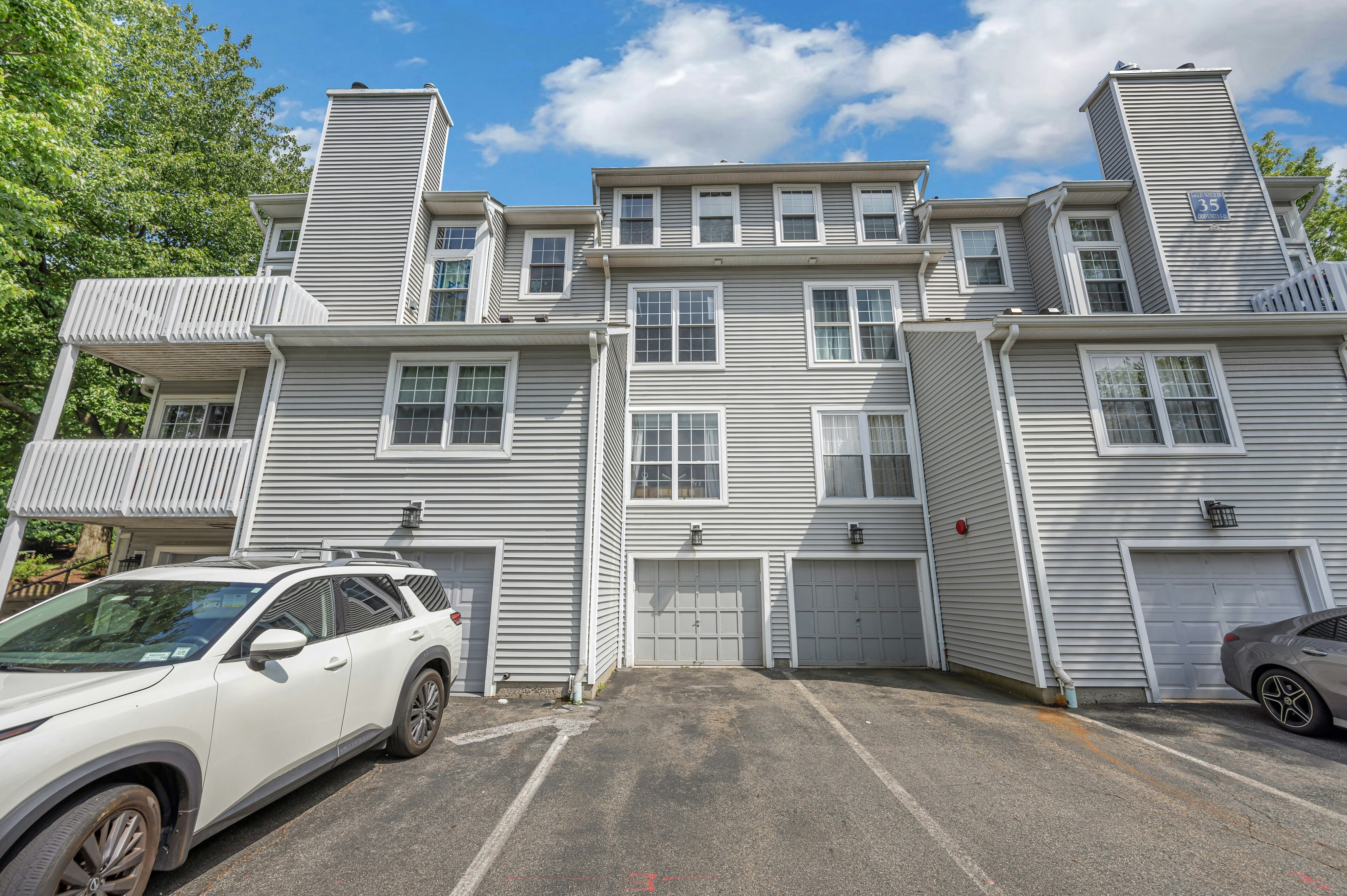 7 Eagles Notch Drive 