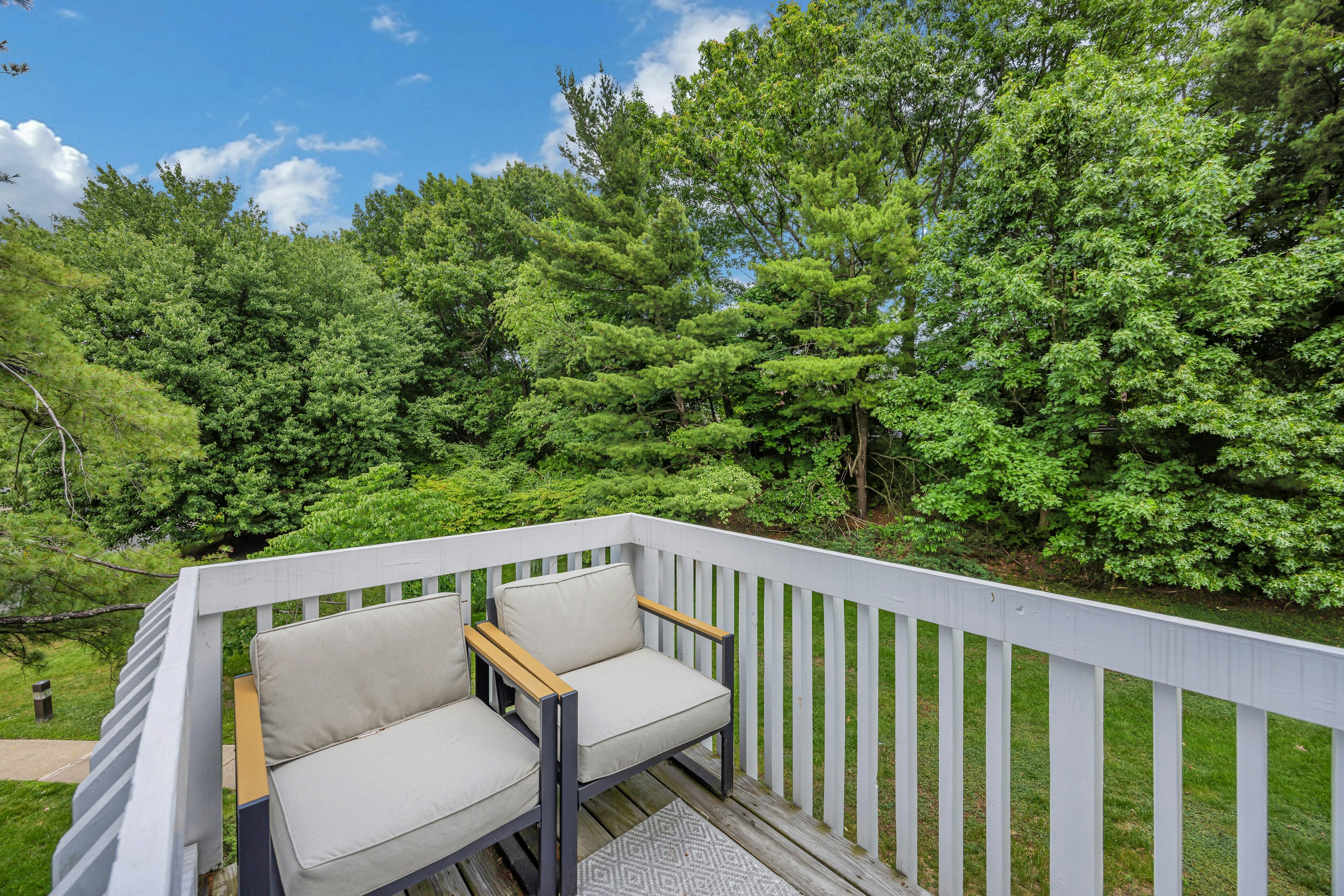 7 Eagles Notch Drive 
