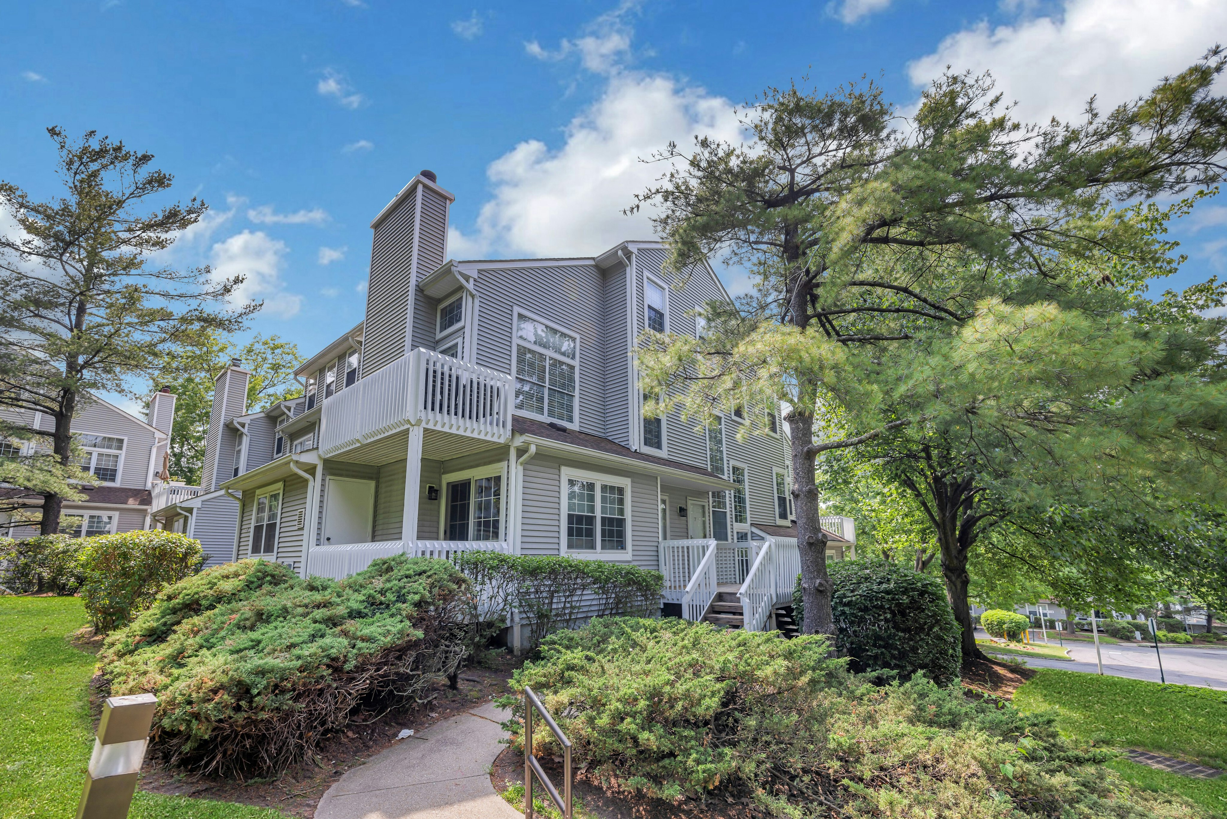 7 Eagles Notch Drive 