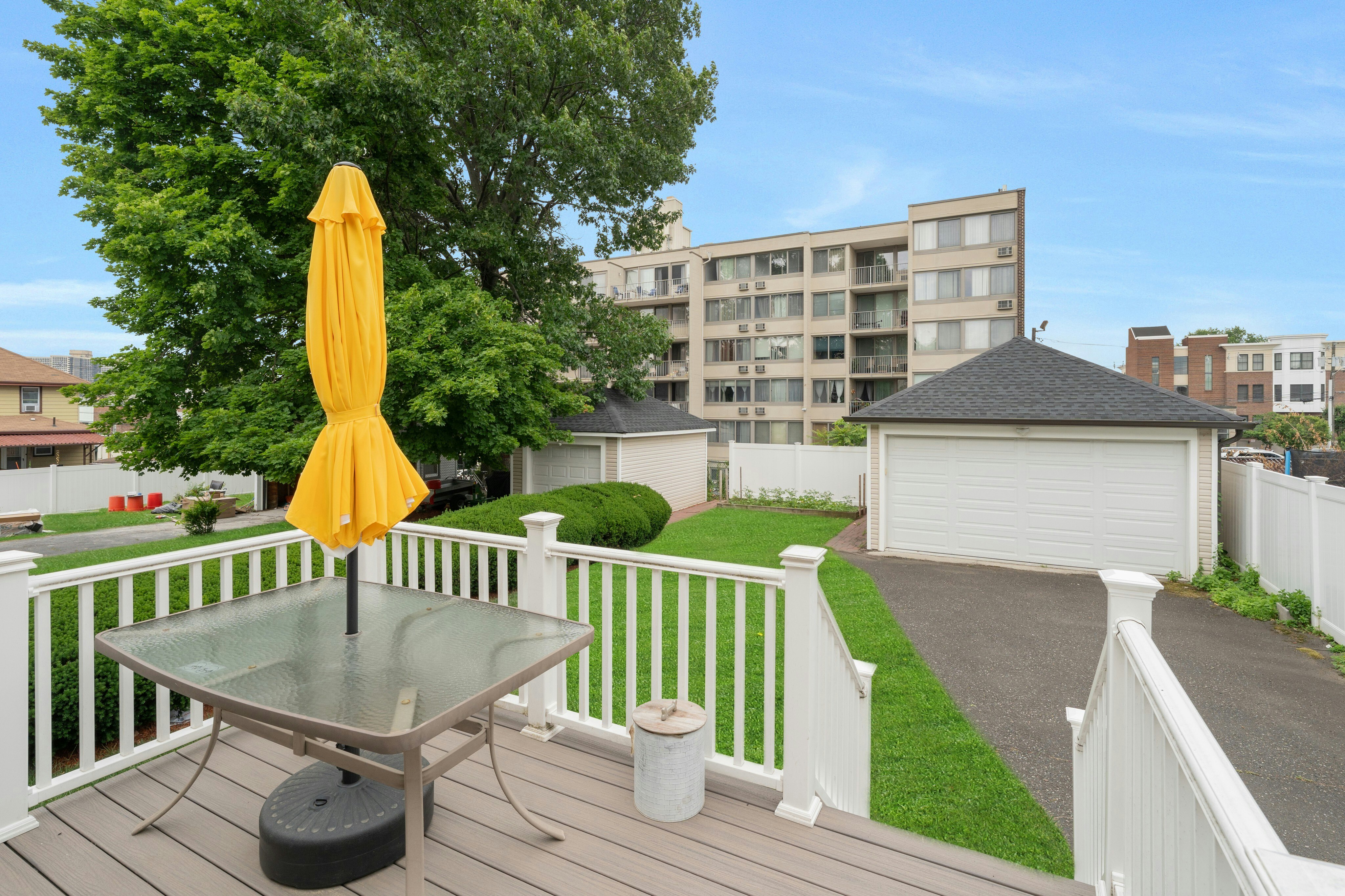 520 Dewey Avenue 