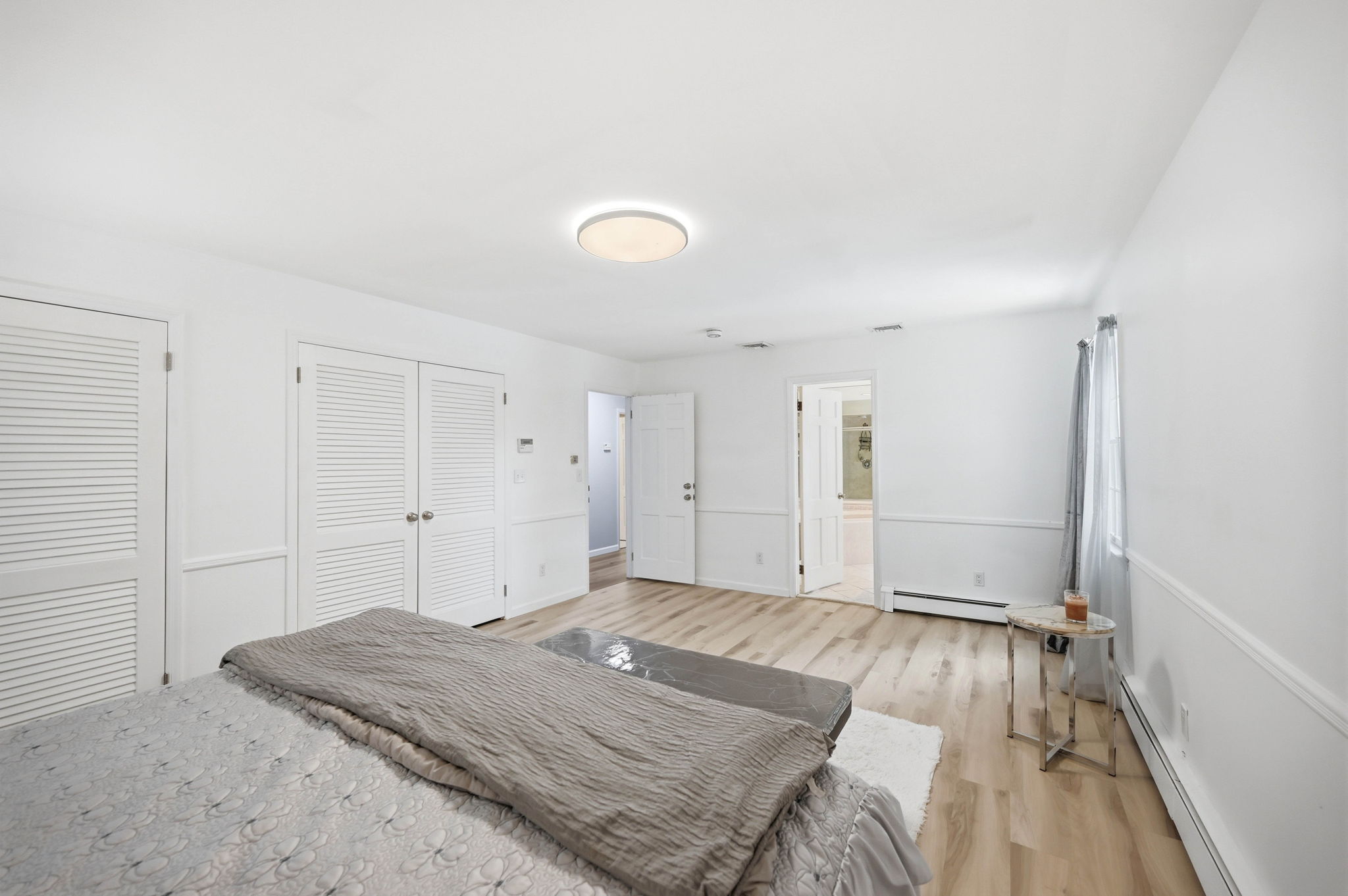 376 Lakeview Drive 