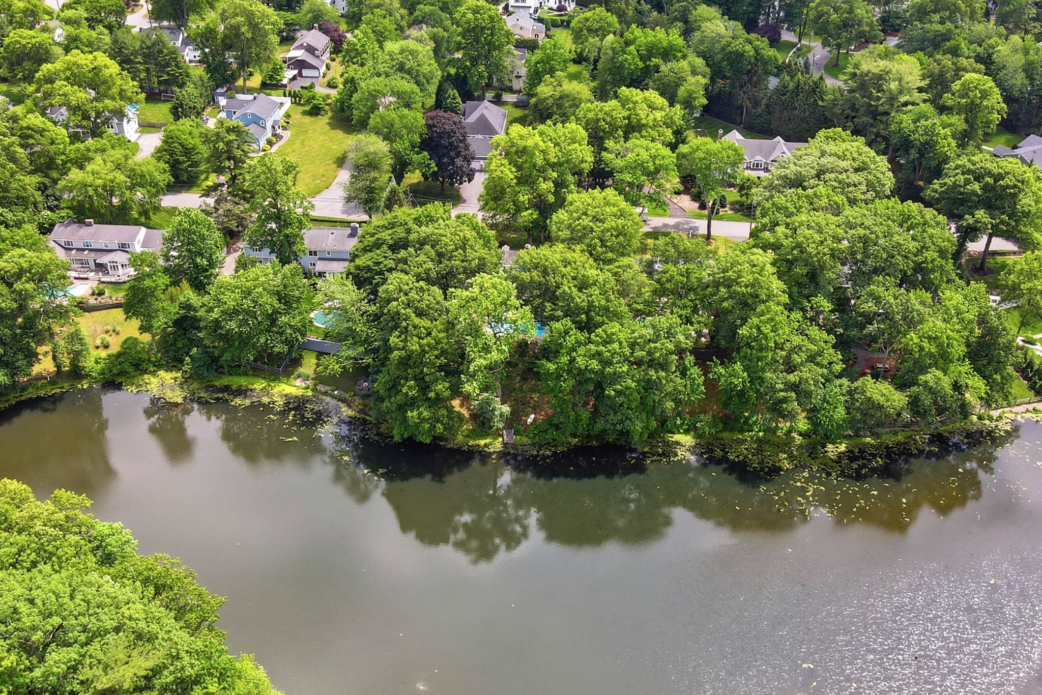 376 Lakeview Drive 