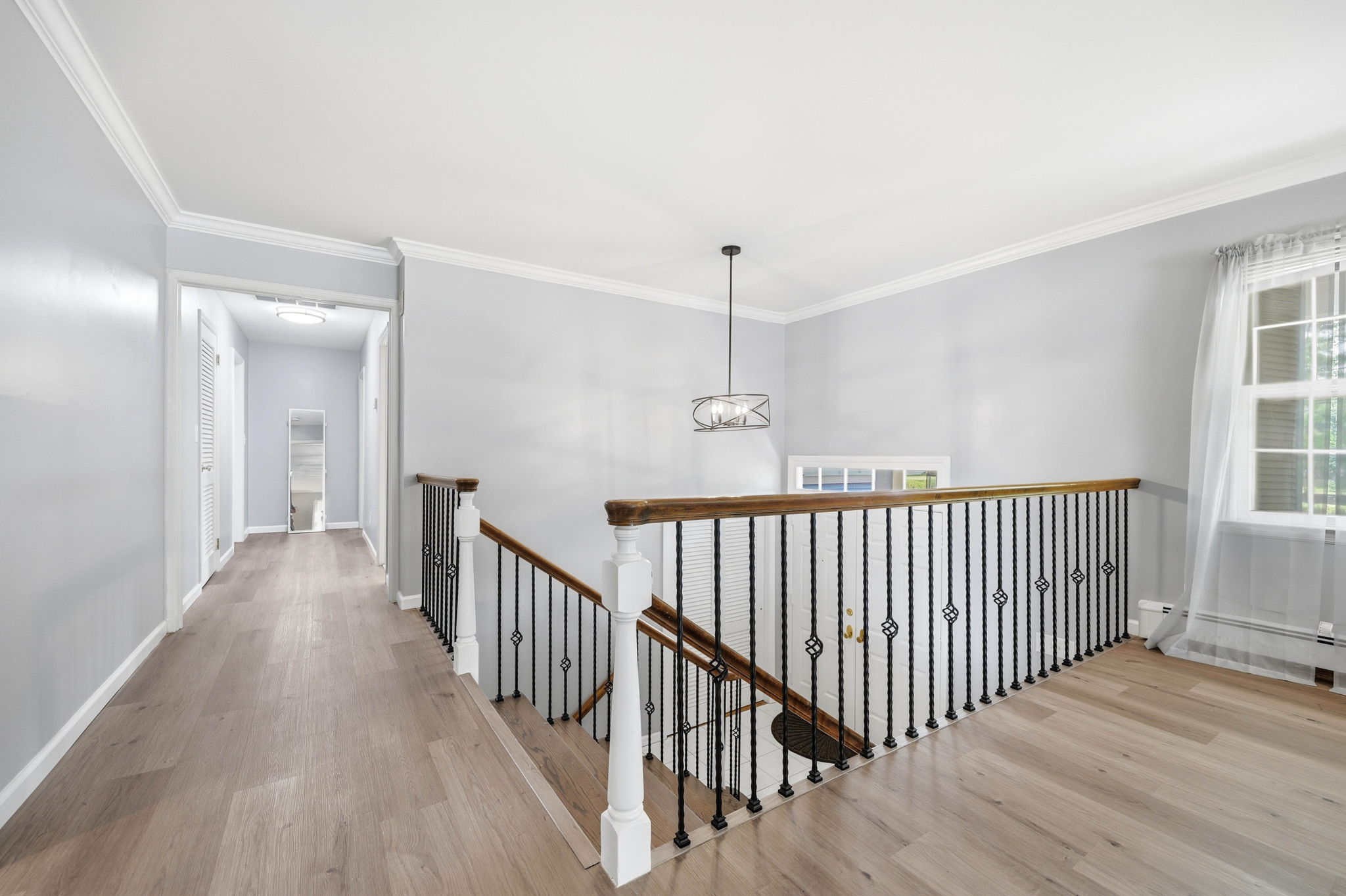 376 Lakeview Drive 