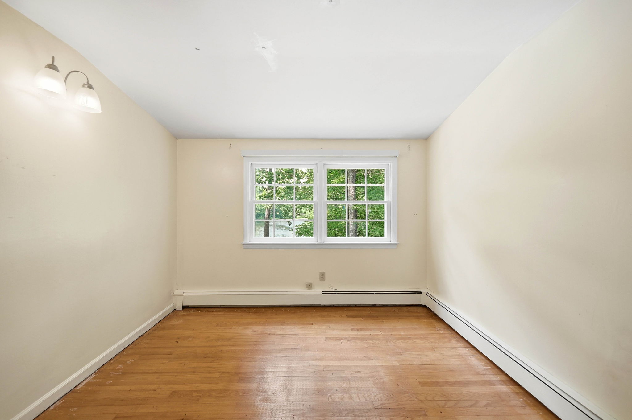 376 Lakeview Drive 