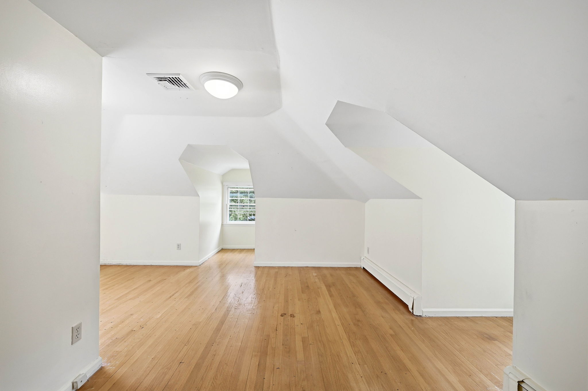 376 Lakeview Drive 