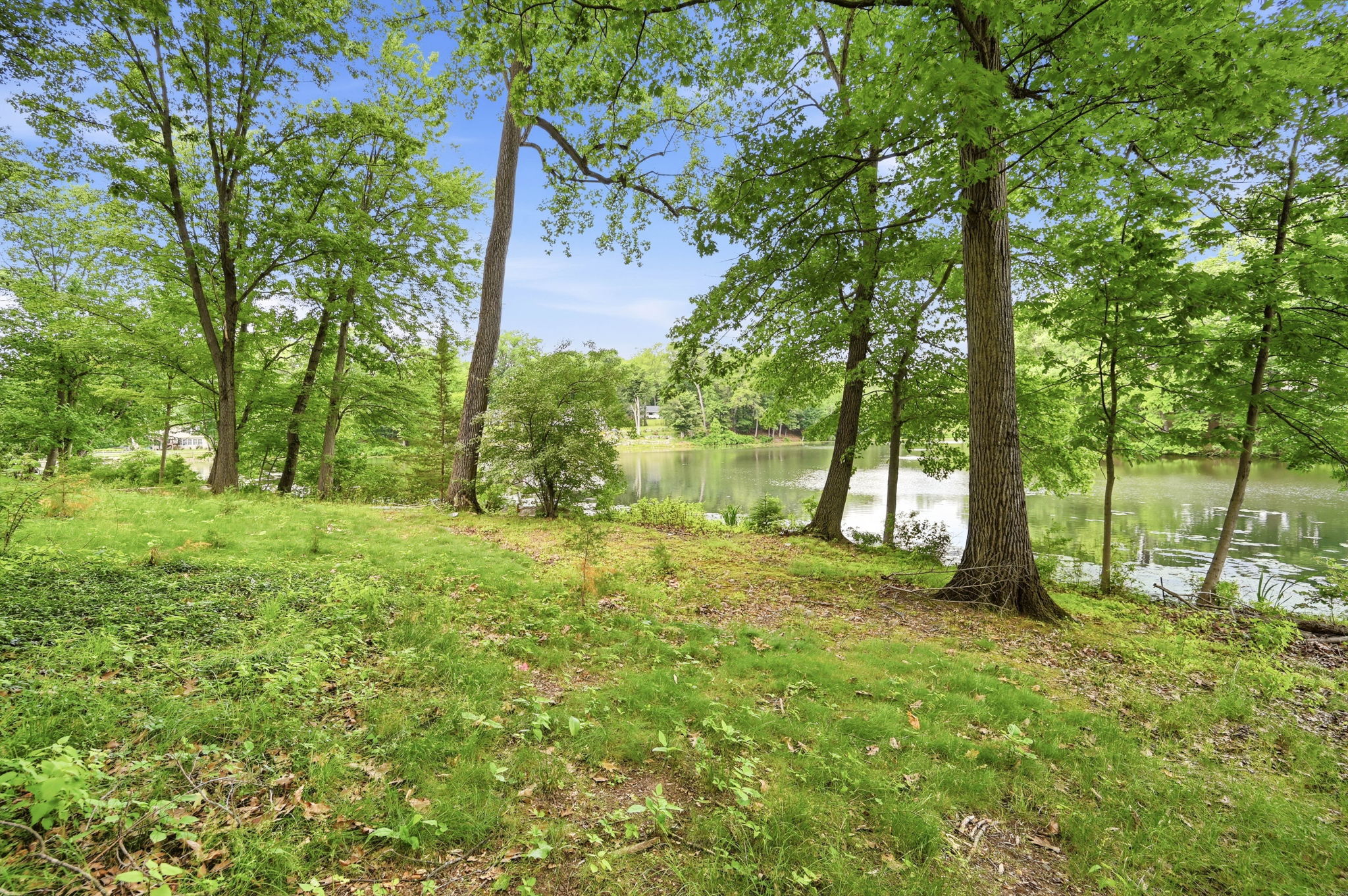 376 Lakeview Drive 