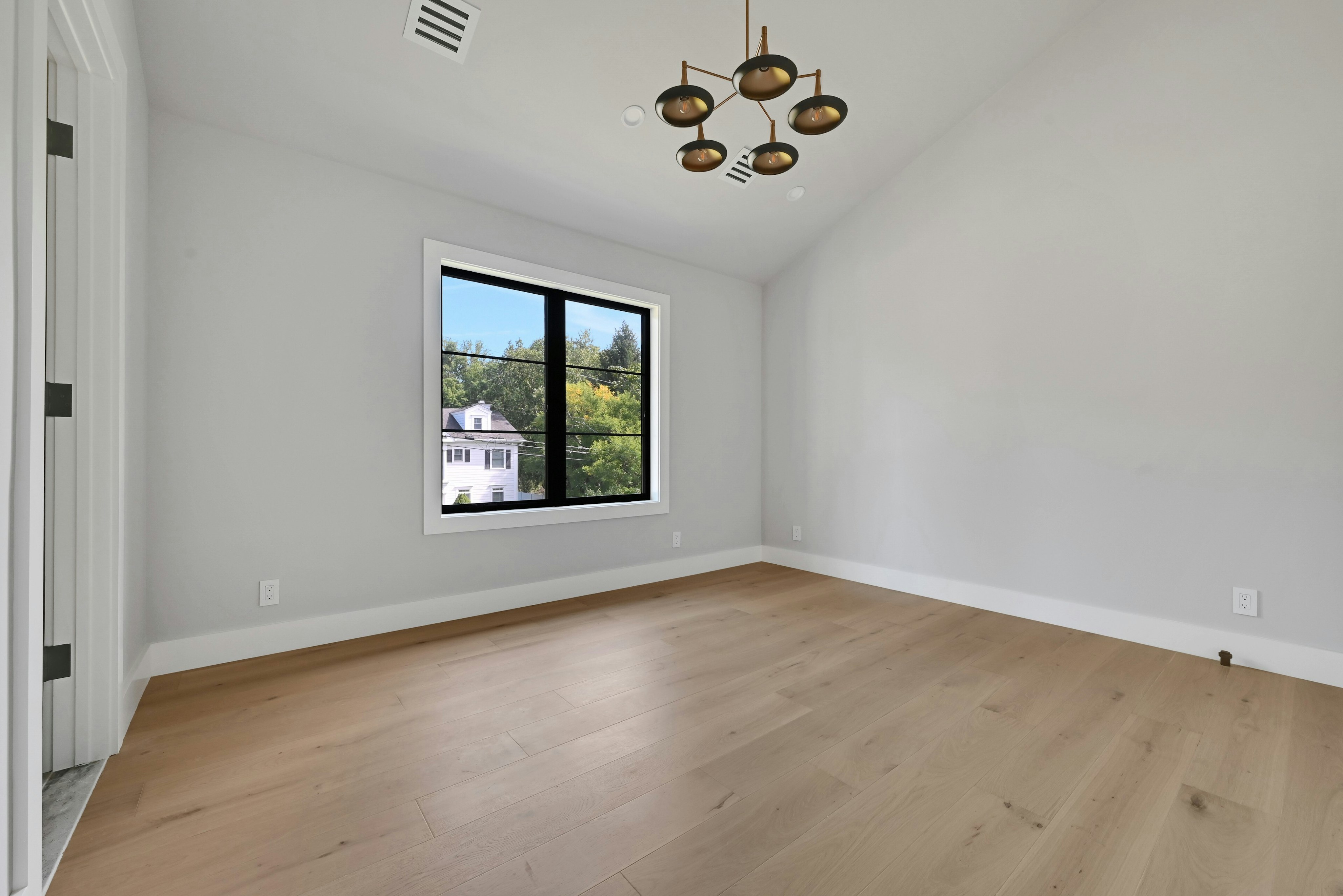 32 Highland Avenue 