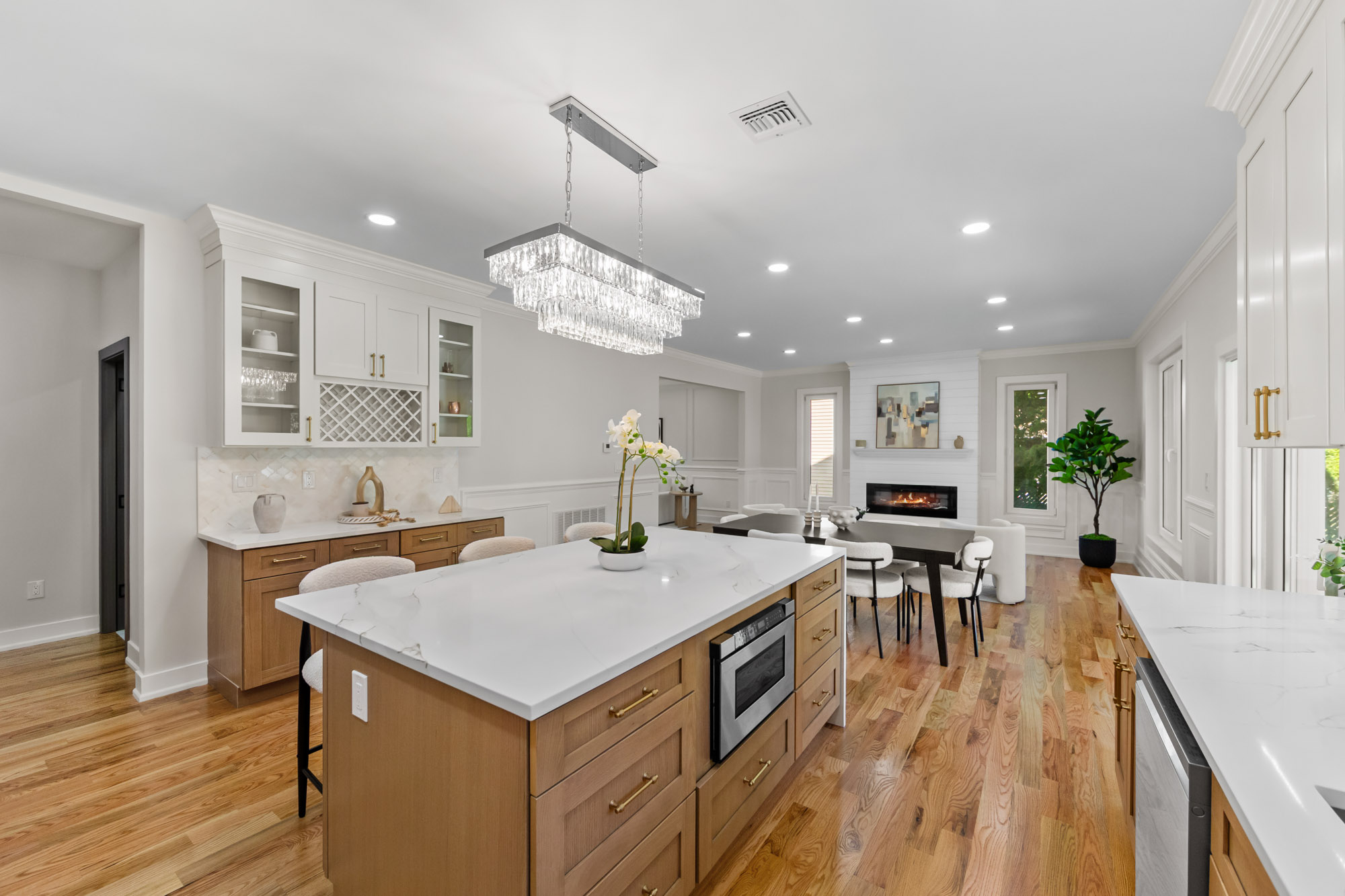 31-07 Morlot Avenue