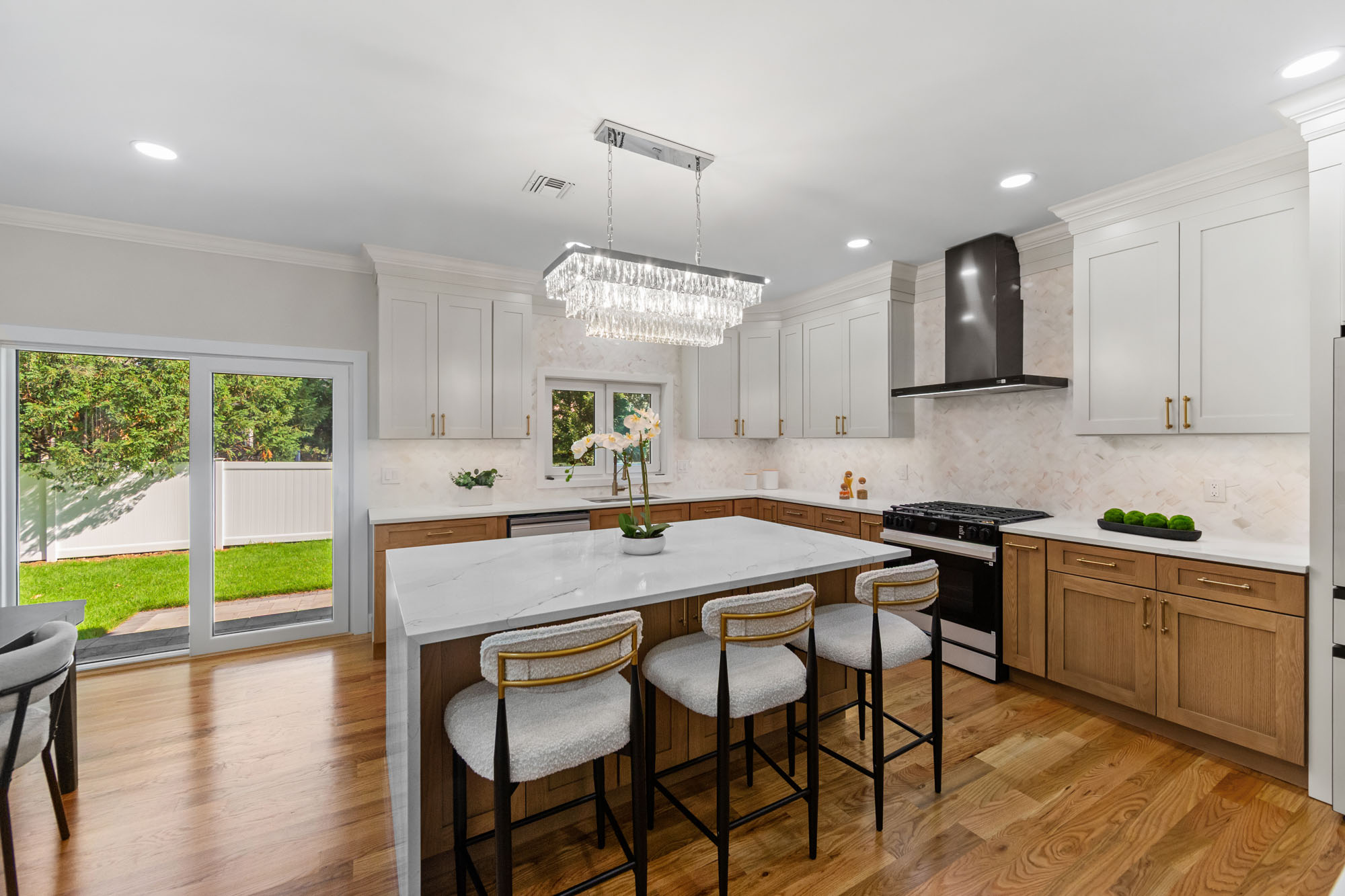 31-07 Morlot Avenue