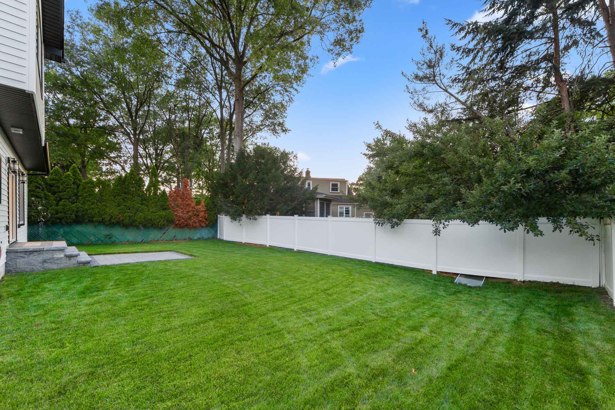 31-07 Morlot Avenue