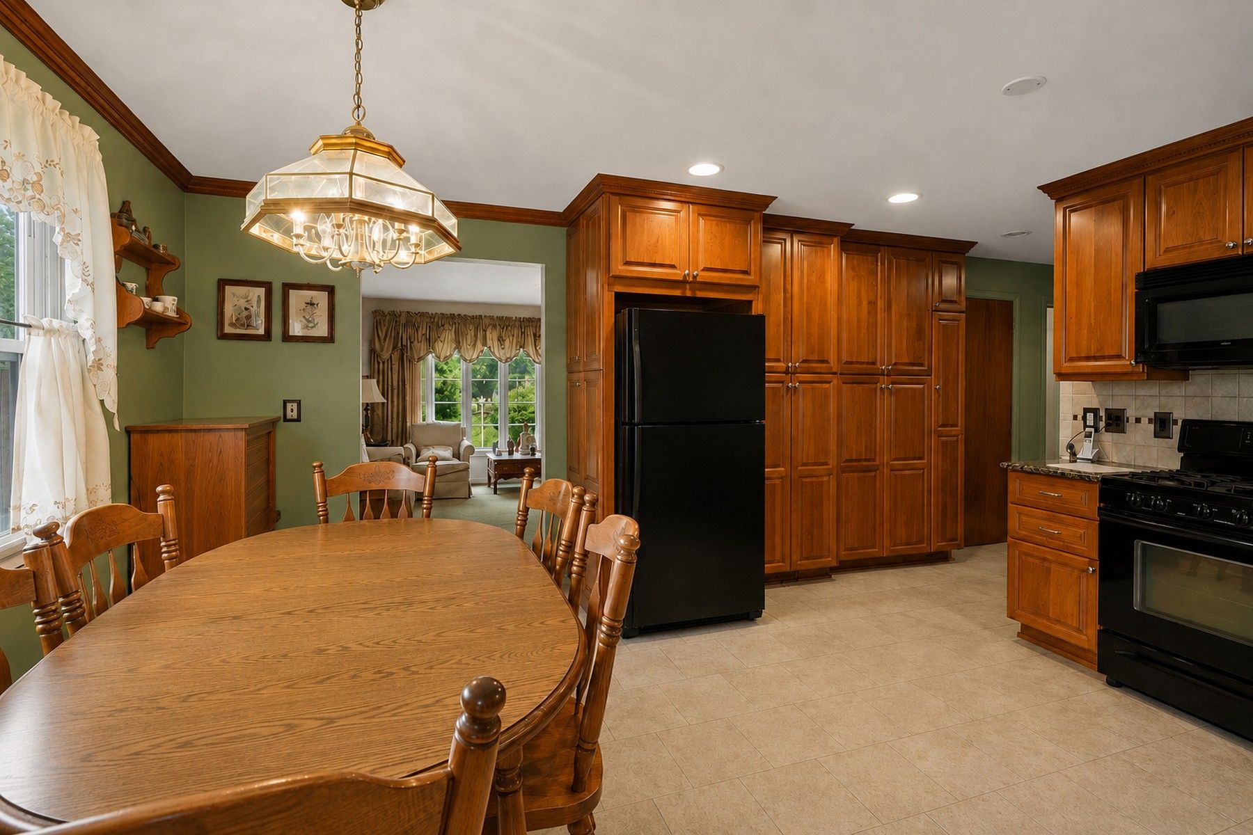 262 Linden Place 