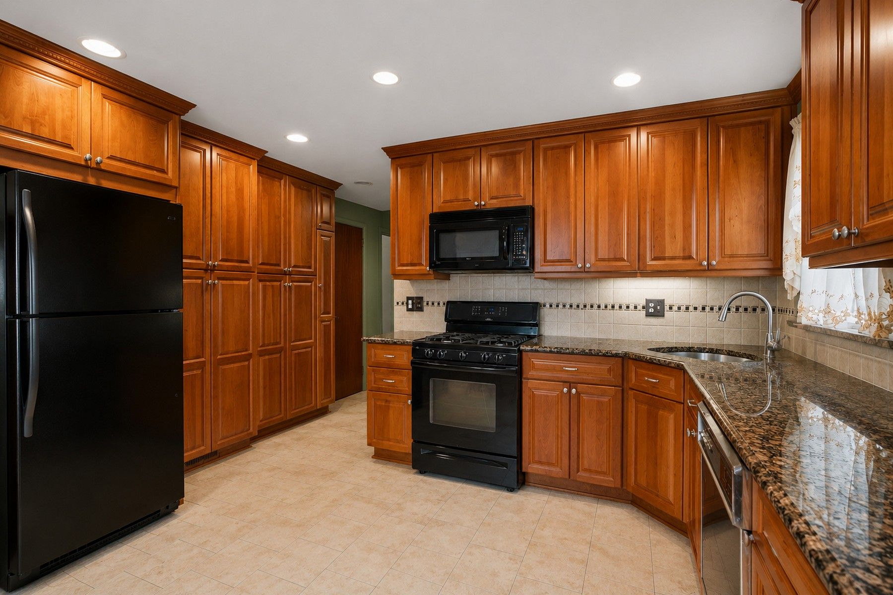 262 Linden Place 