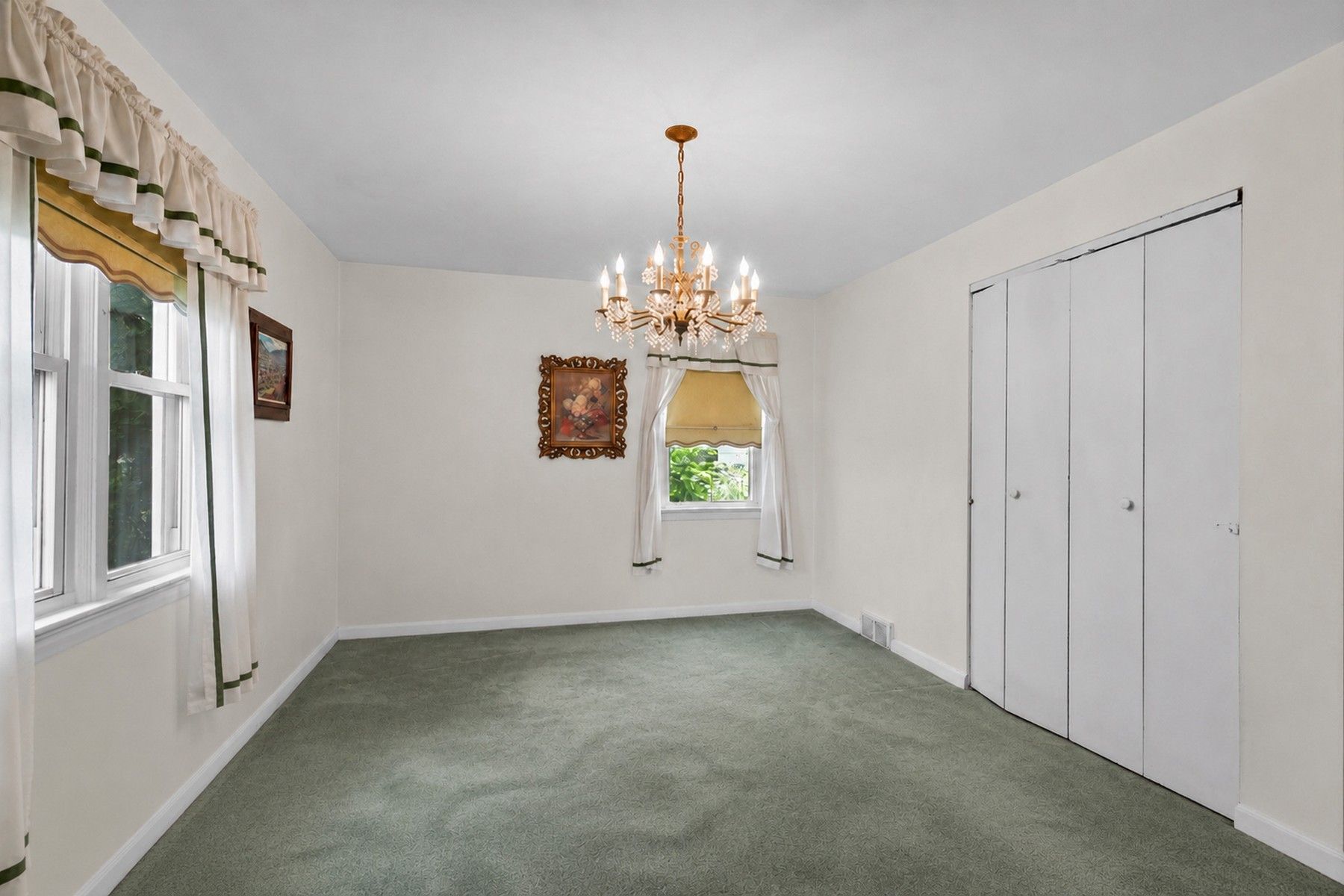 262 Linden Place 