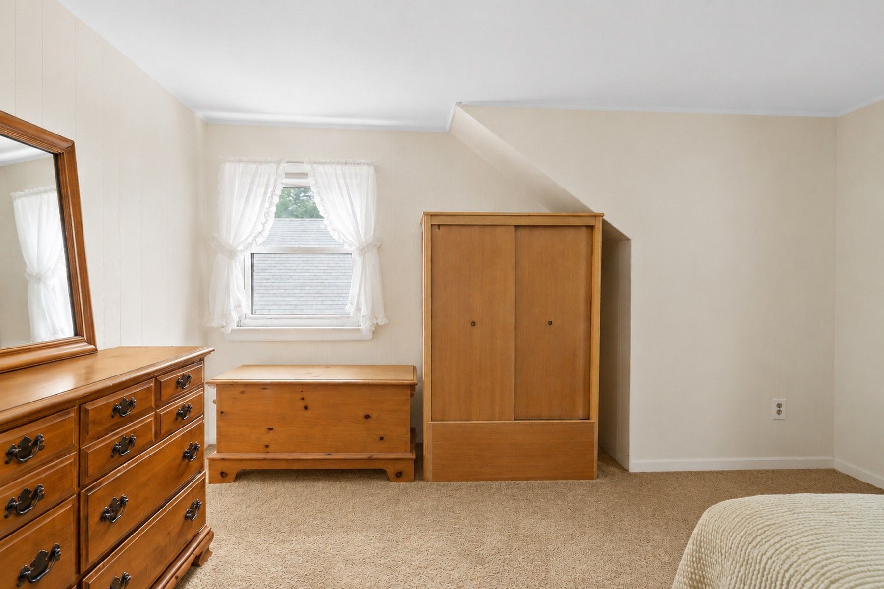 262 Linden Place 
