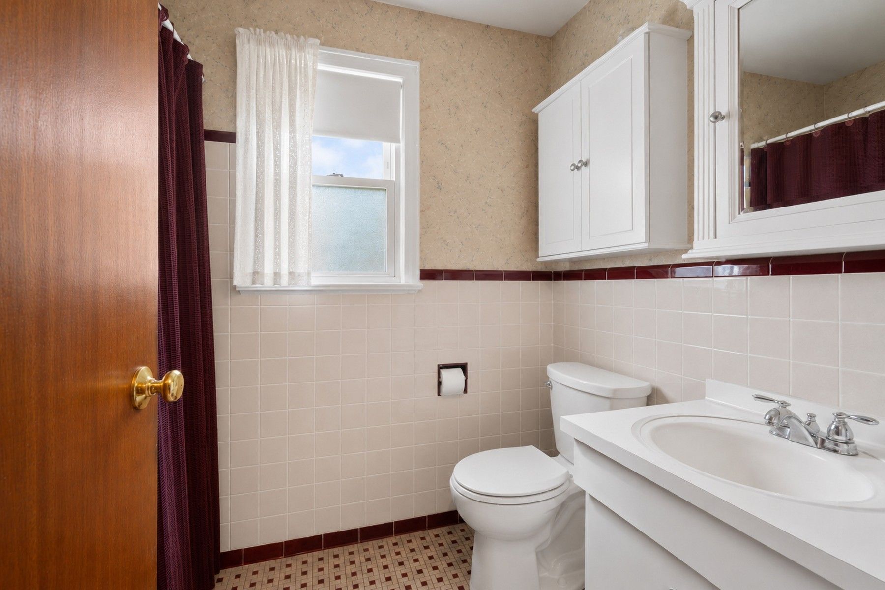 262 Linden Place 