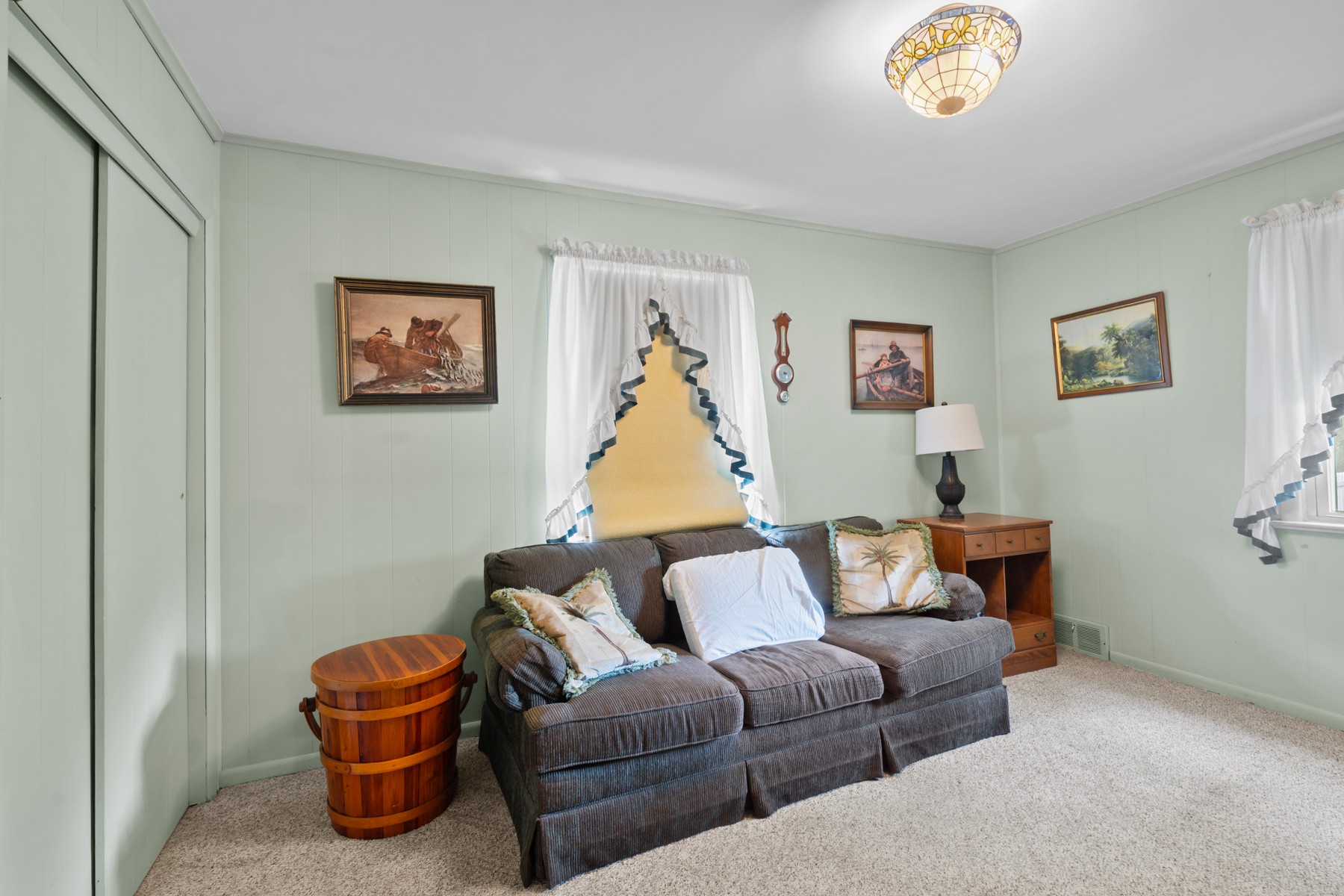 262 Linden Place 