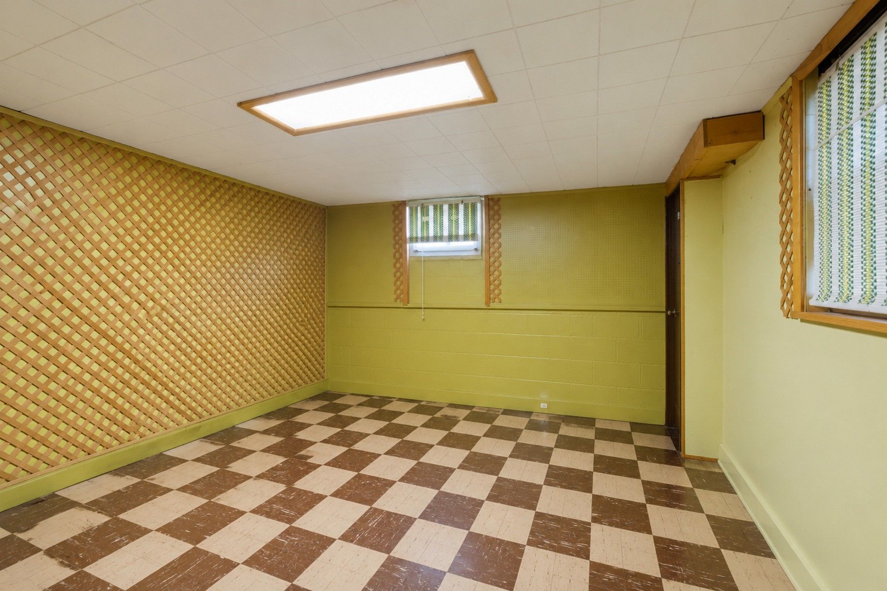 262 Linden Place 