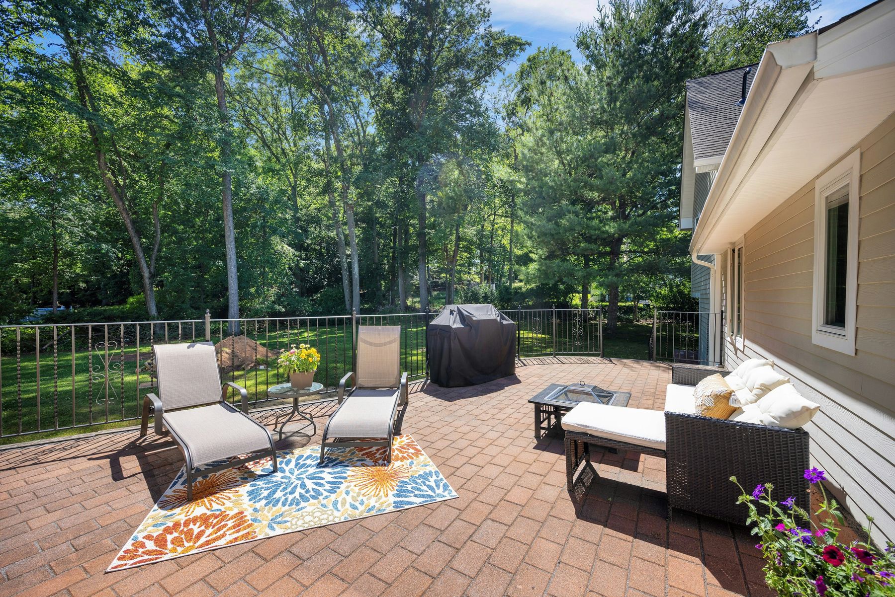 252 Mabel Place 