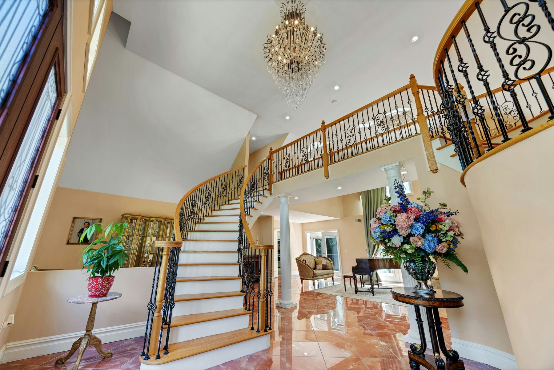 252 Mabel Place 