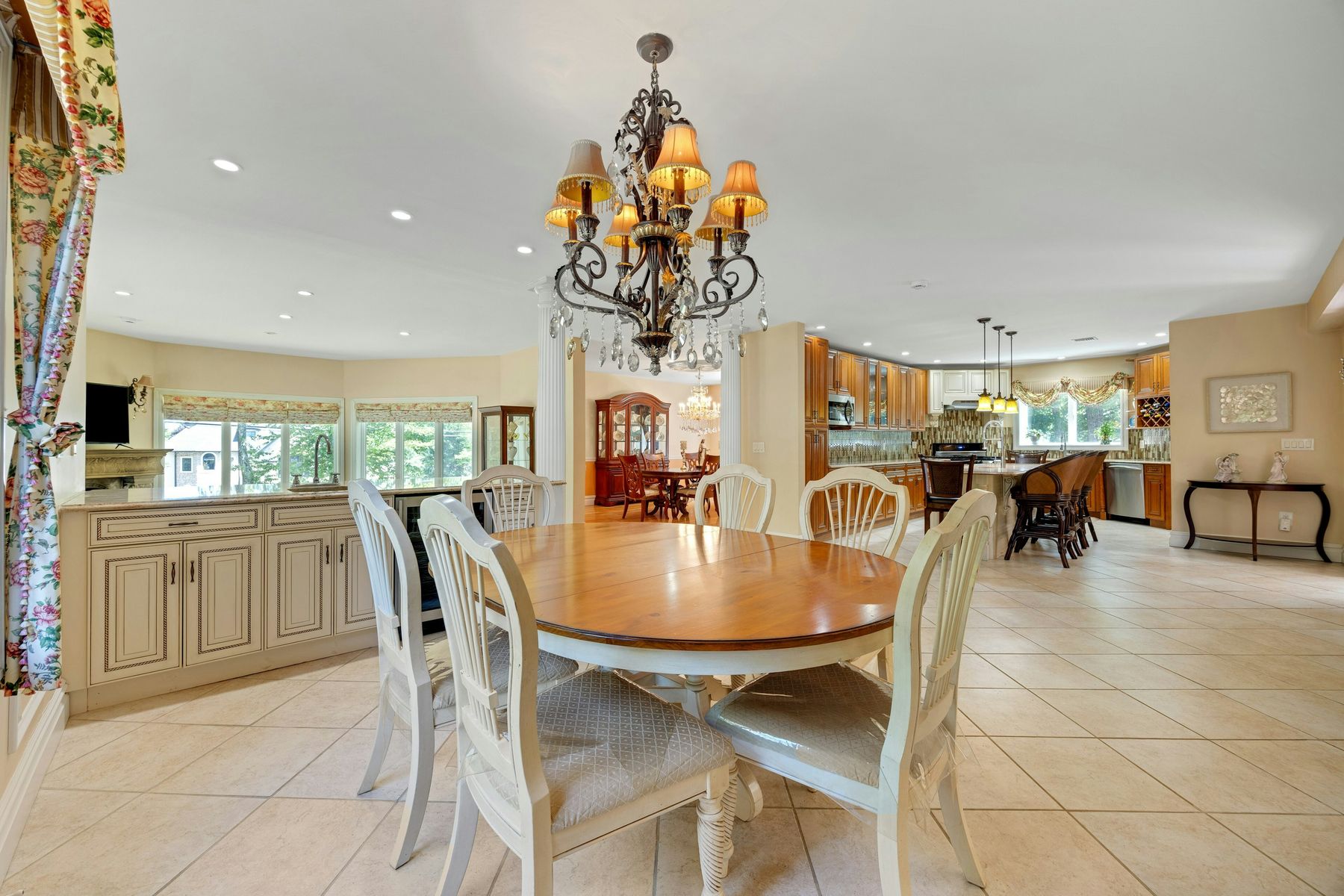 252 Mabel Place 
