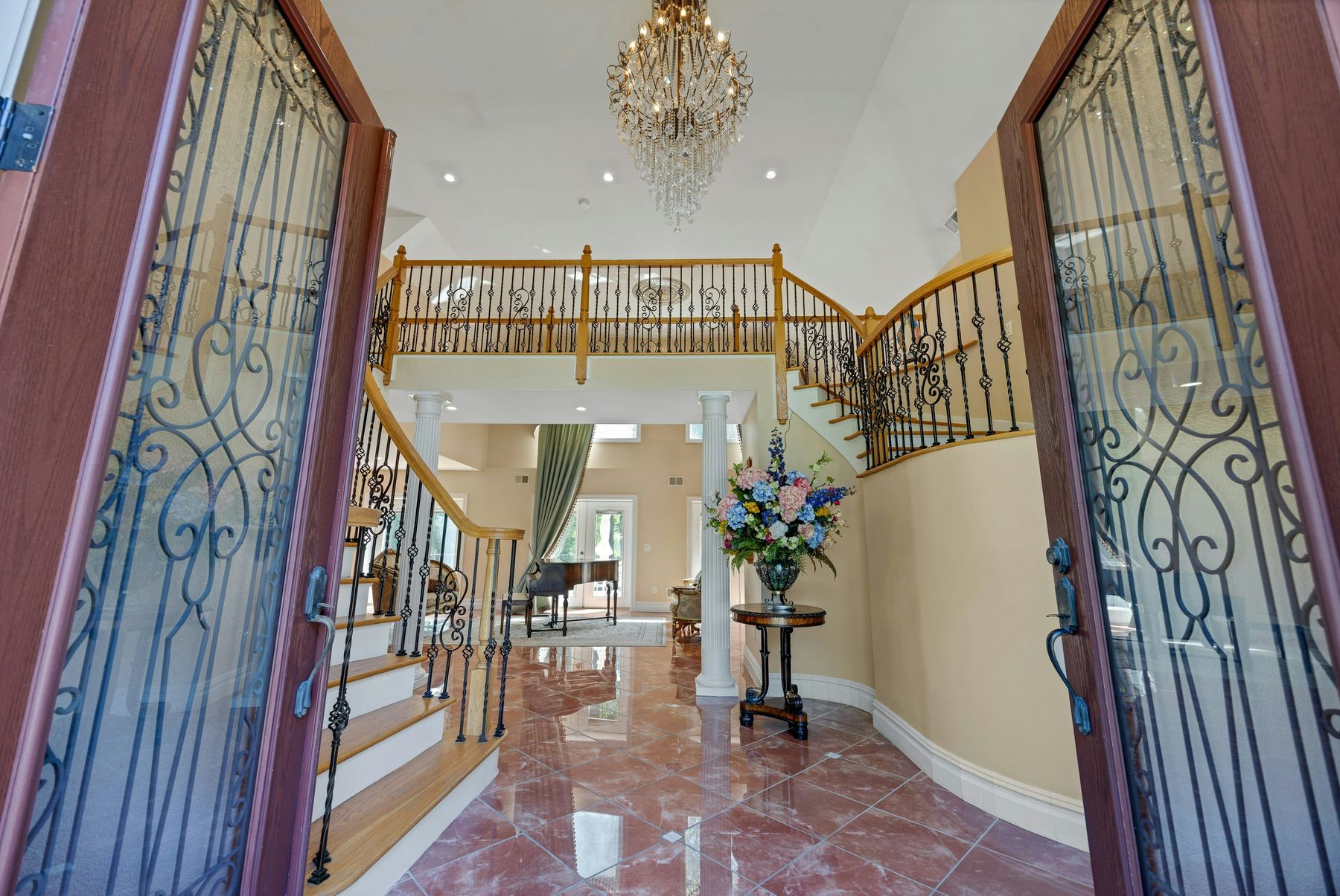 252 Mabel Place 