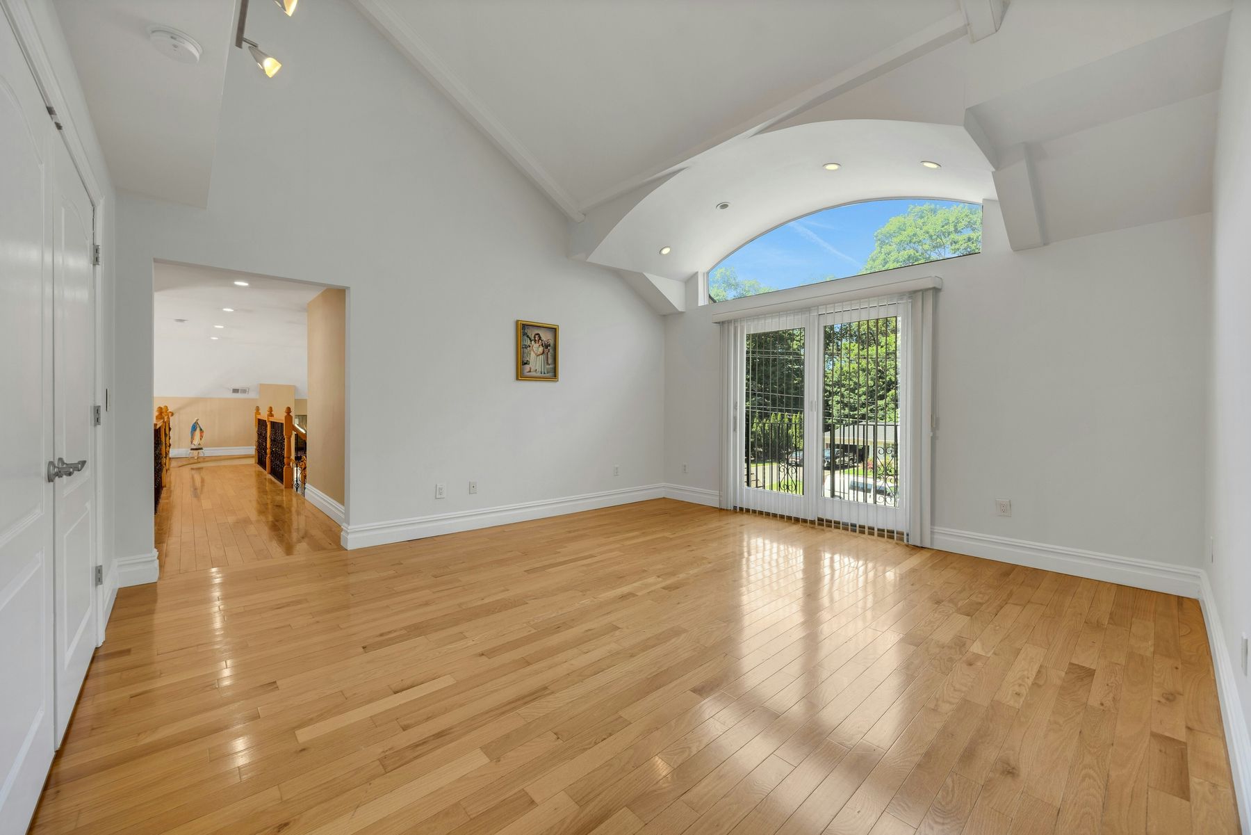 252 Mabel Place 
