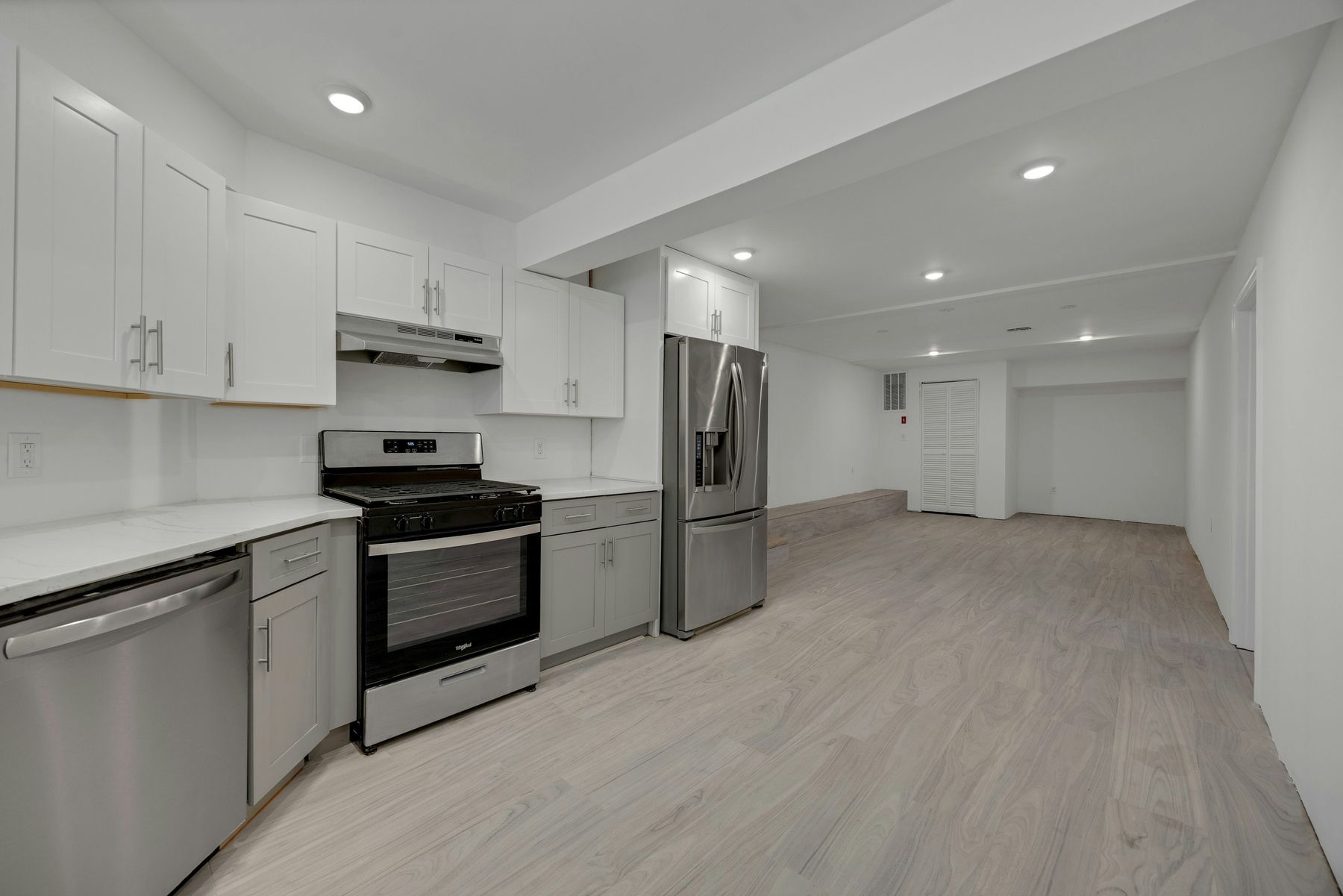 252 Mabel Place 