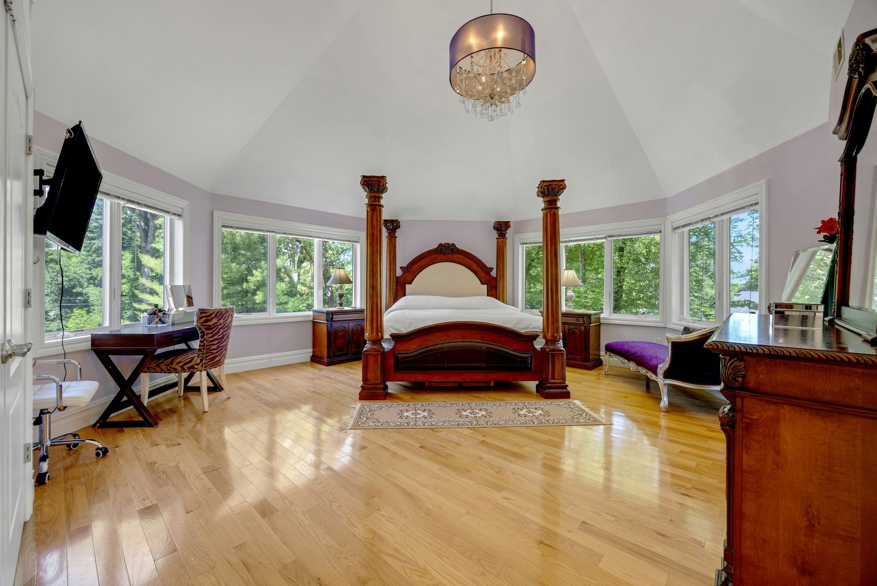 252 Mabel Place 