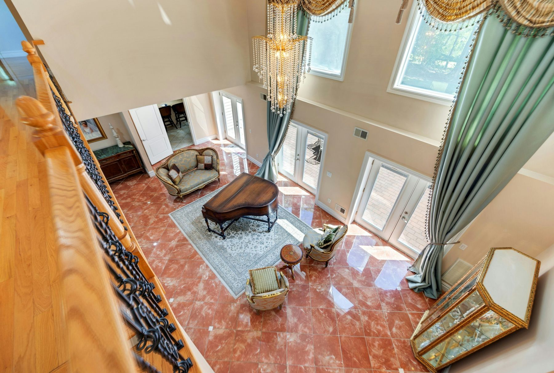 252 Mabel Place 