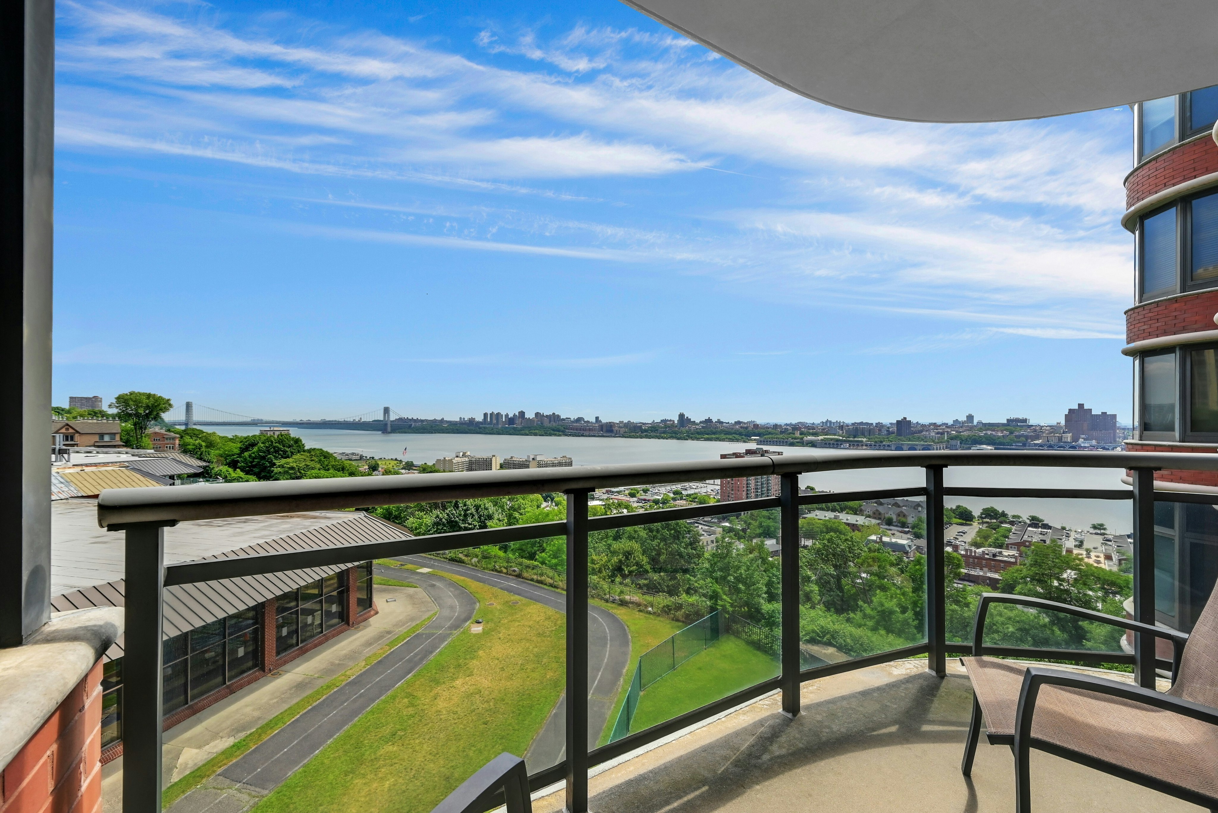 100 Carlyle Drive 5L-N