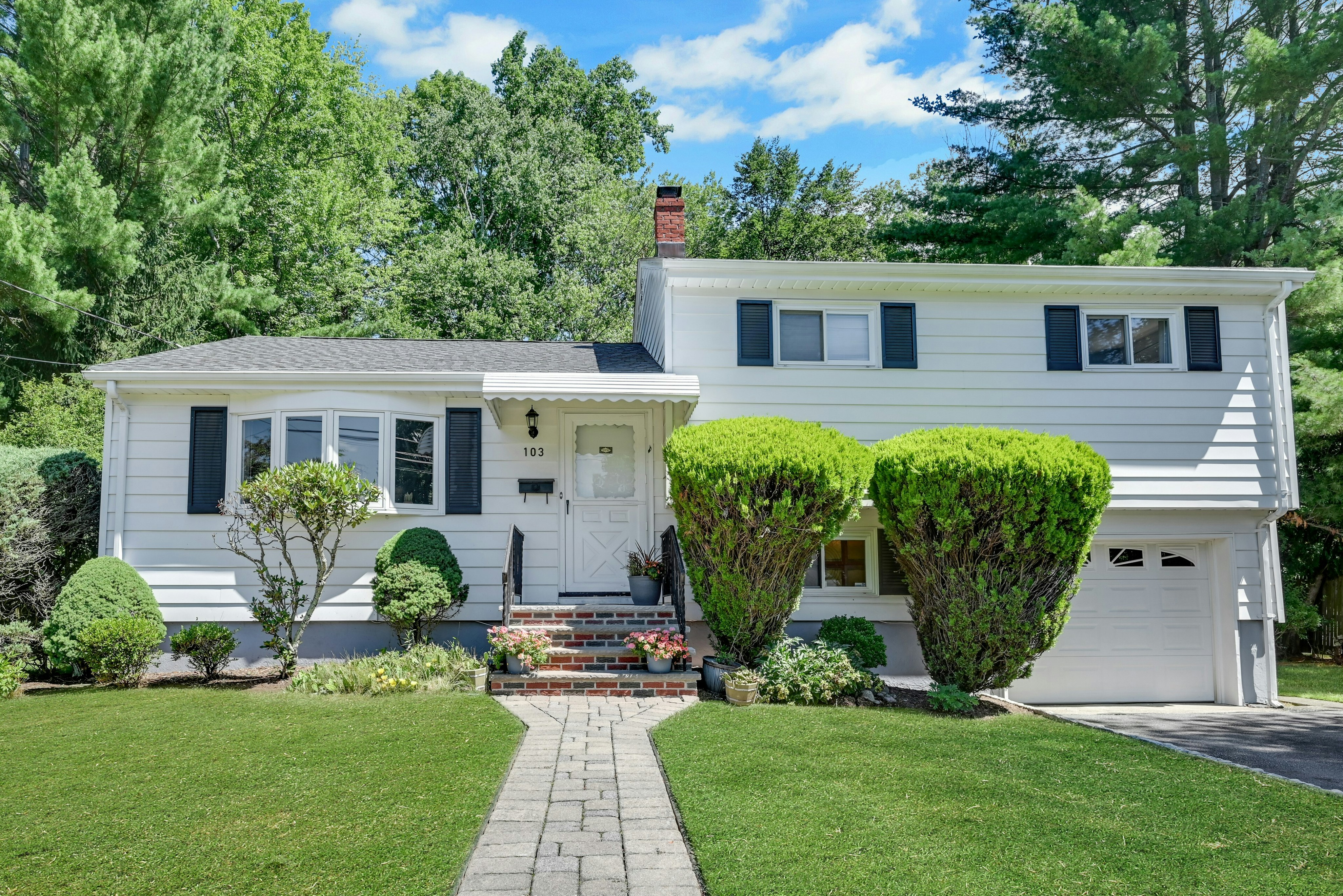 103 Primrose Lane 