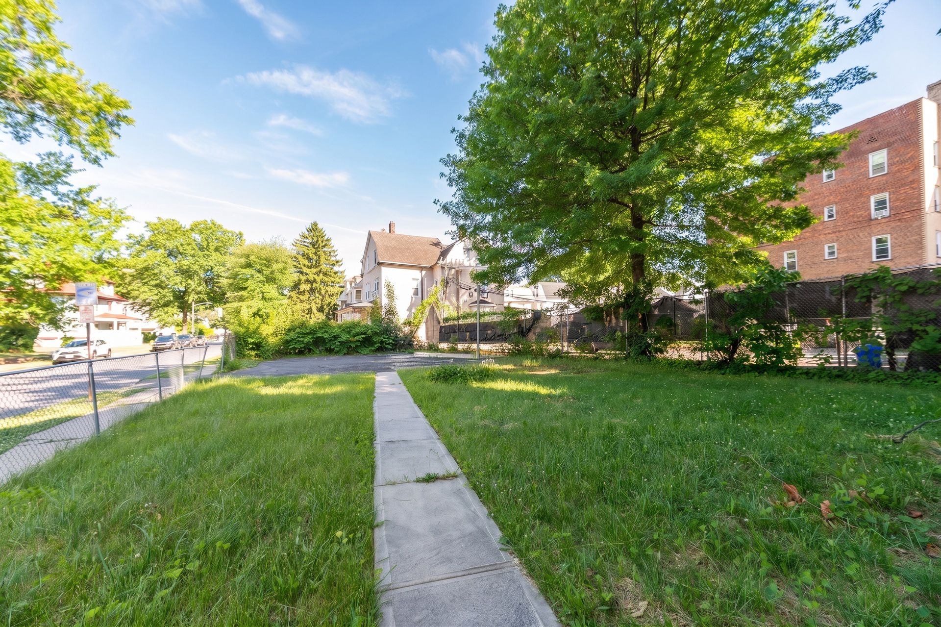 158 South Clinton Street 