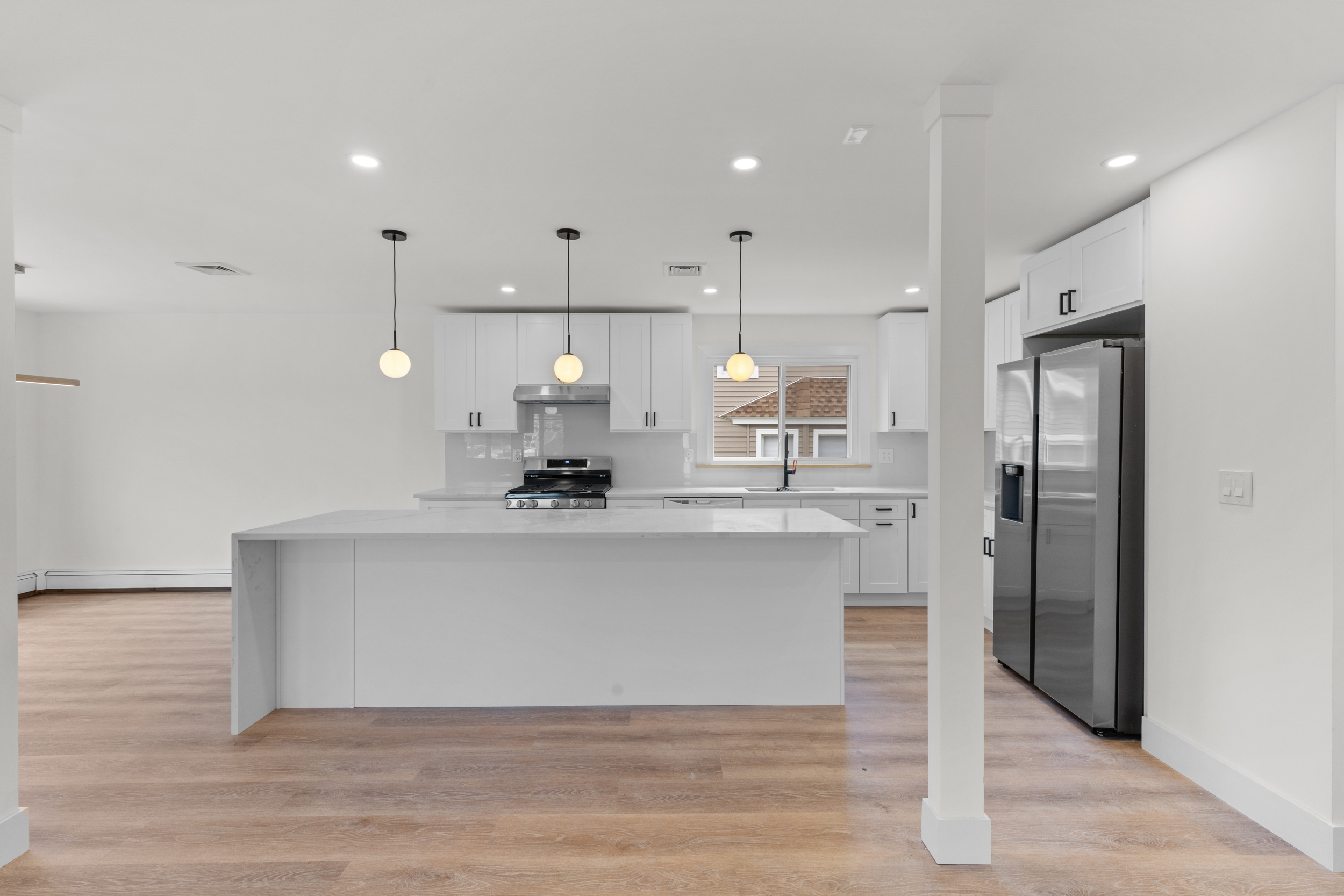 302 E Harriet Unit# A
