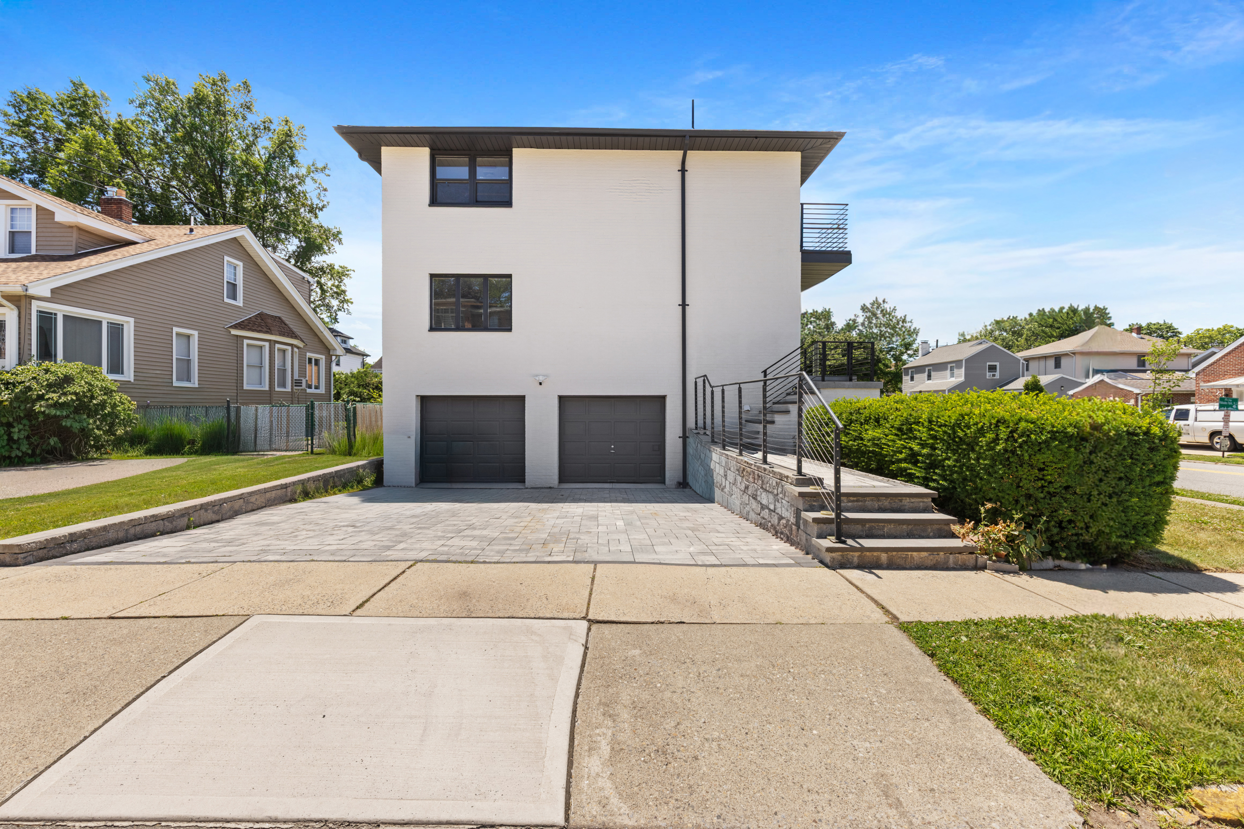 302 E Harriet Unit# A