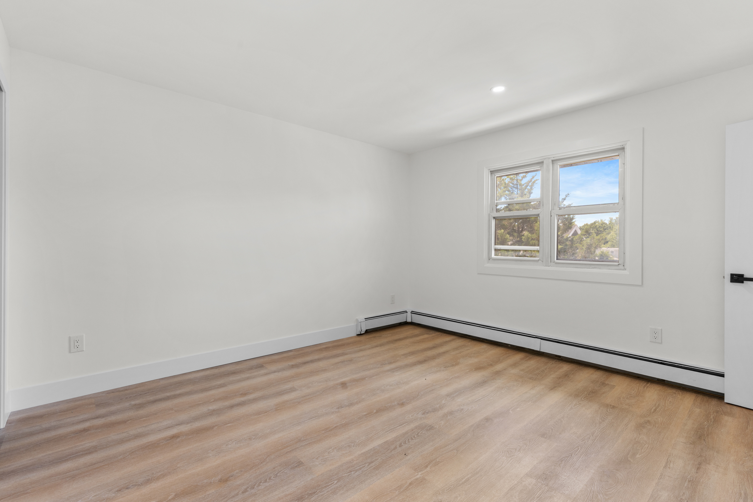 302 E Harriet Unit# B