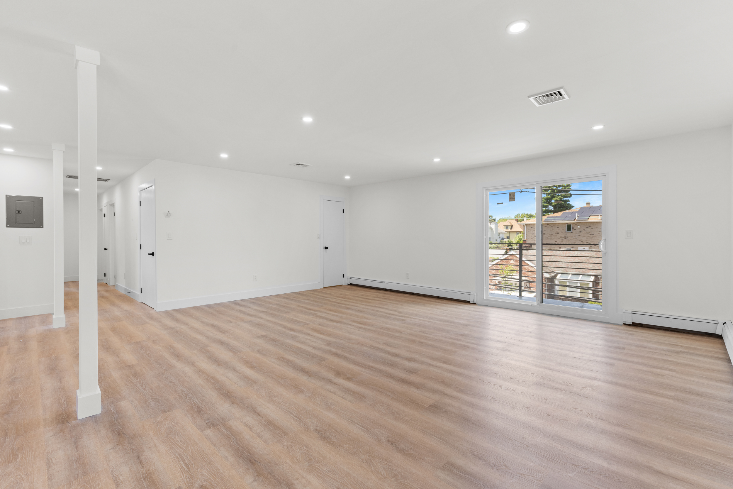 302 E Harriet Unit# B
