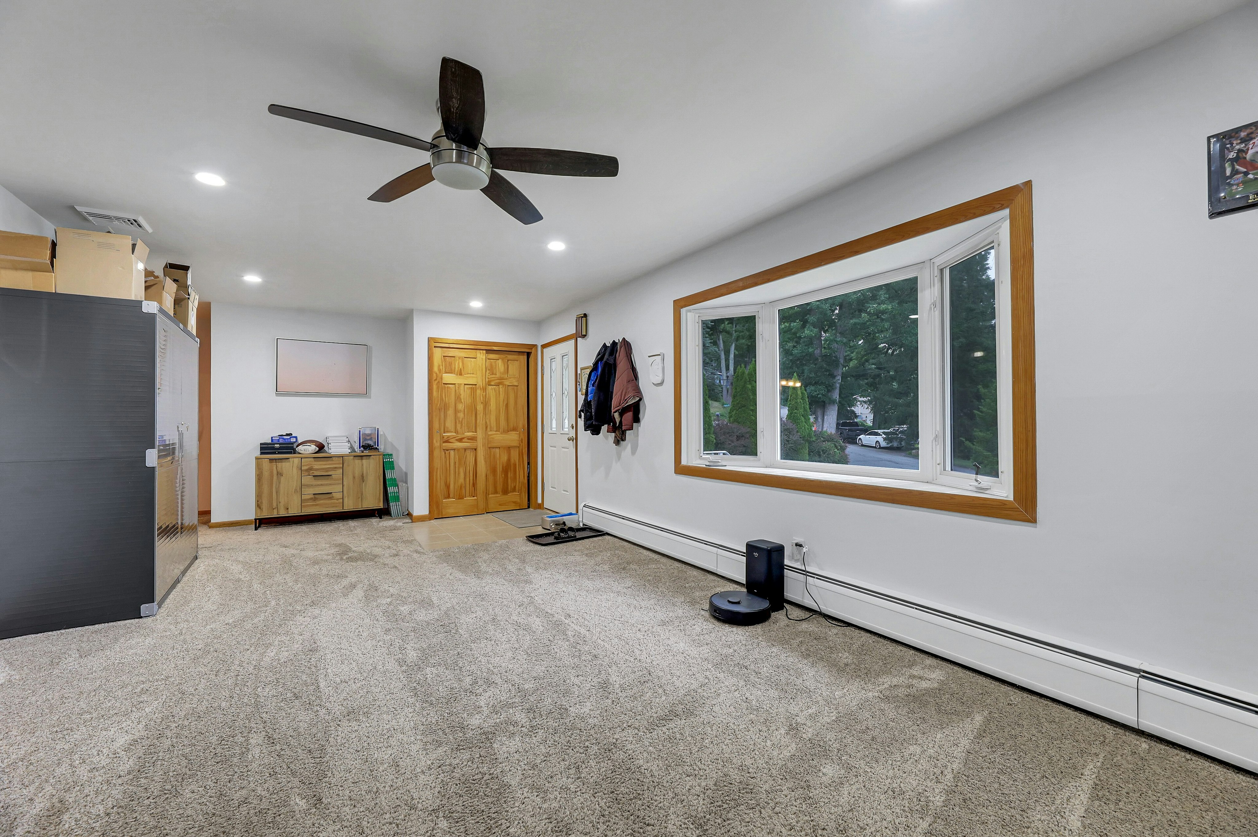 406 High Crest Drive 