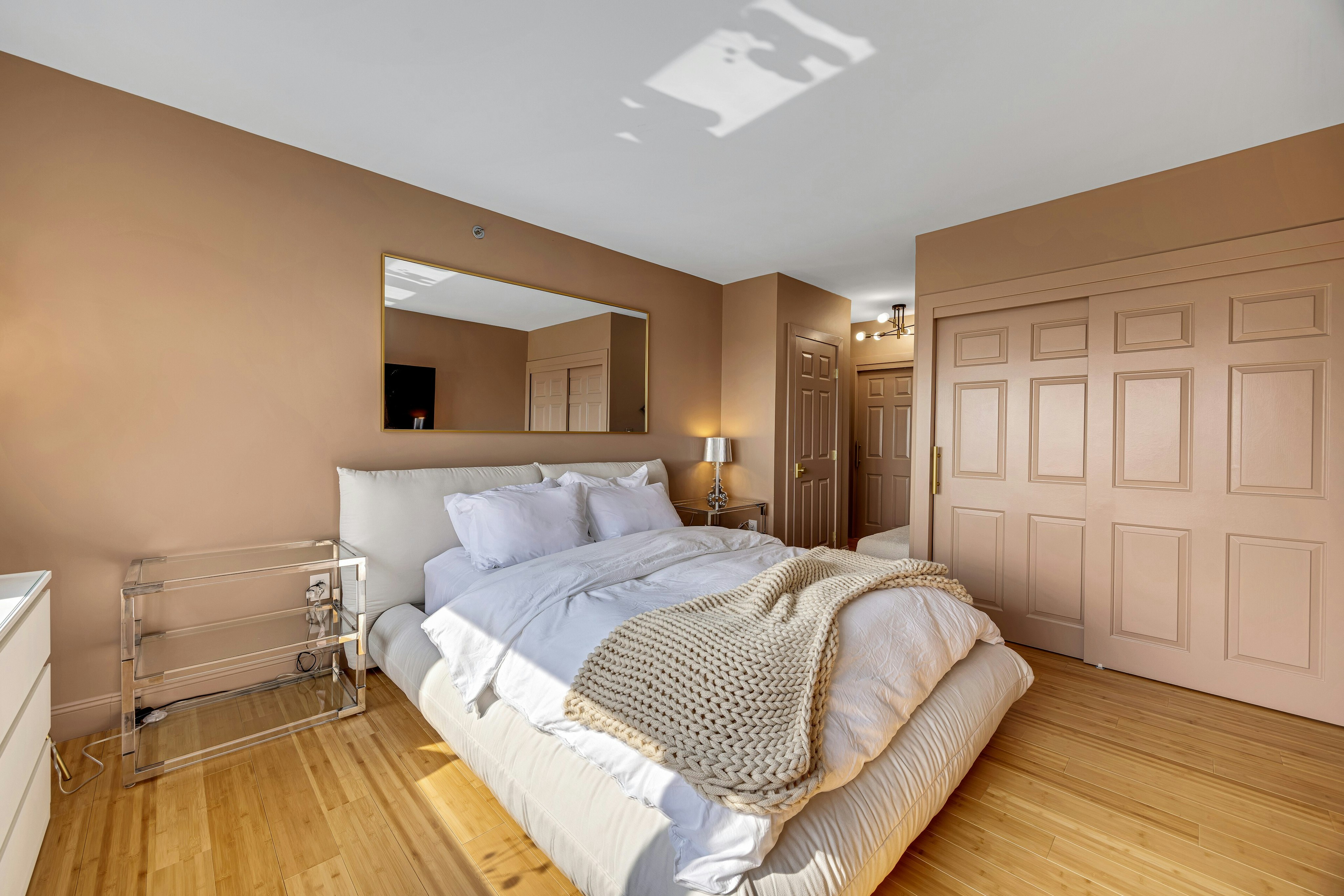 900 Palisade Avenue #17C
