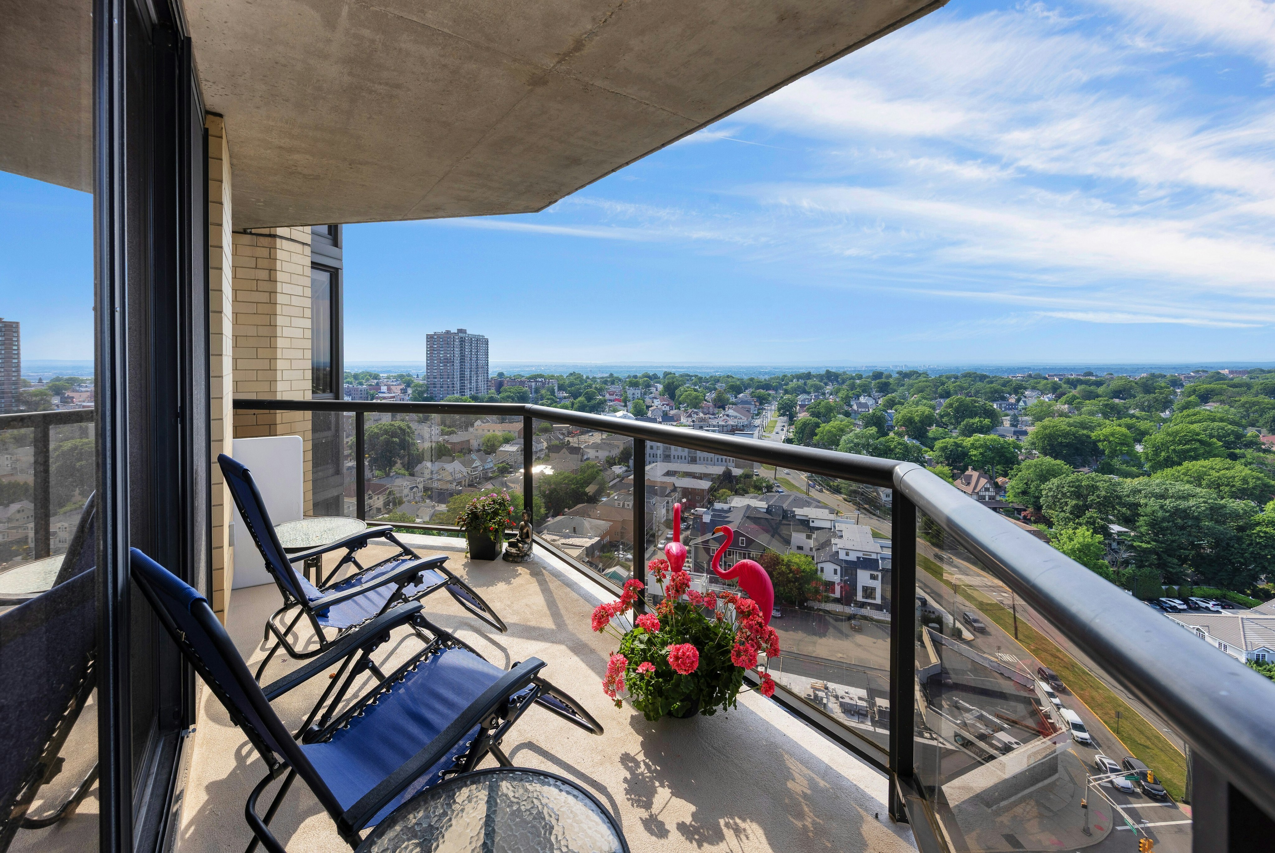900 Palisade Avenue #17C