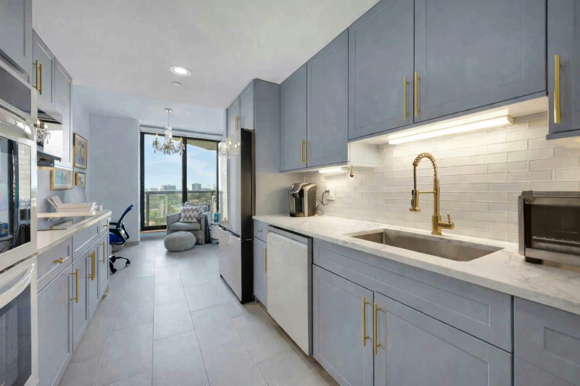 900 Palisade Avenue #17C
