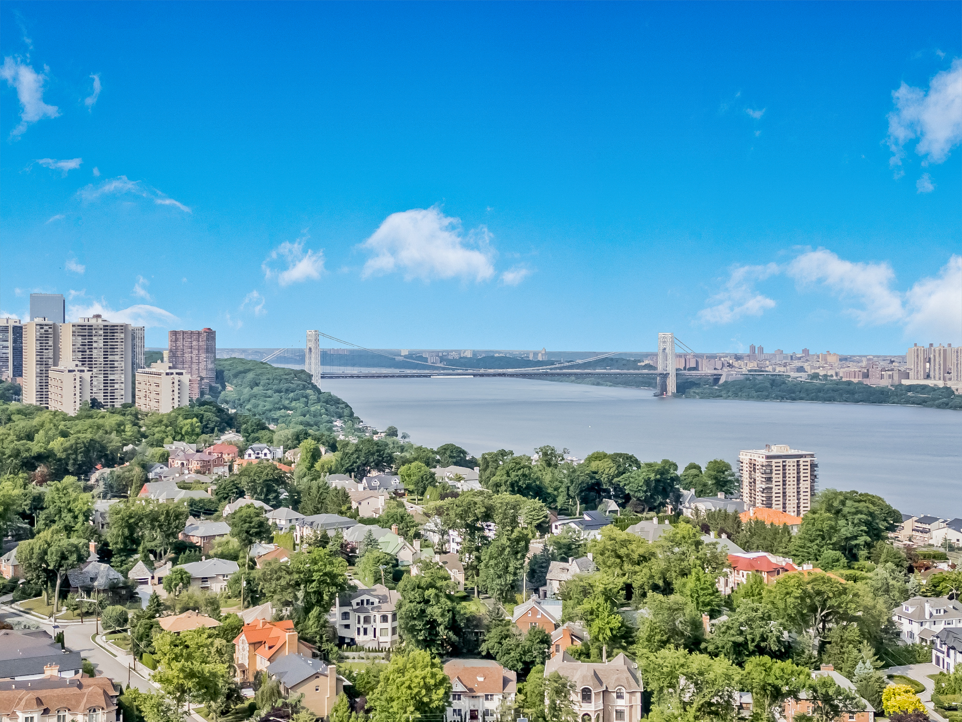 900 Palisade Avenue #17C