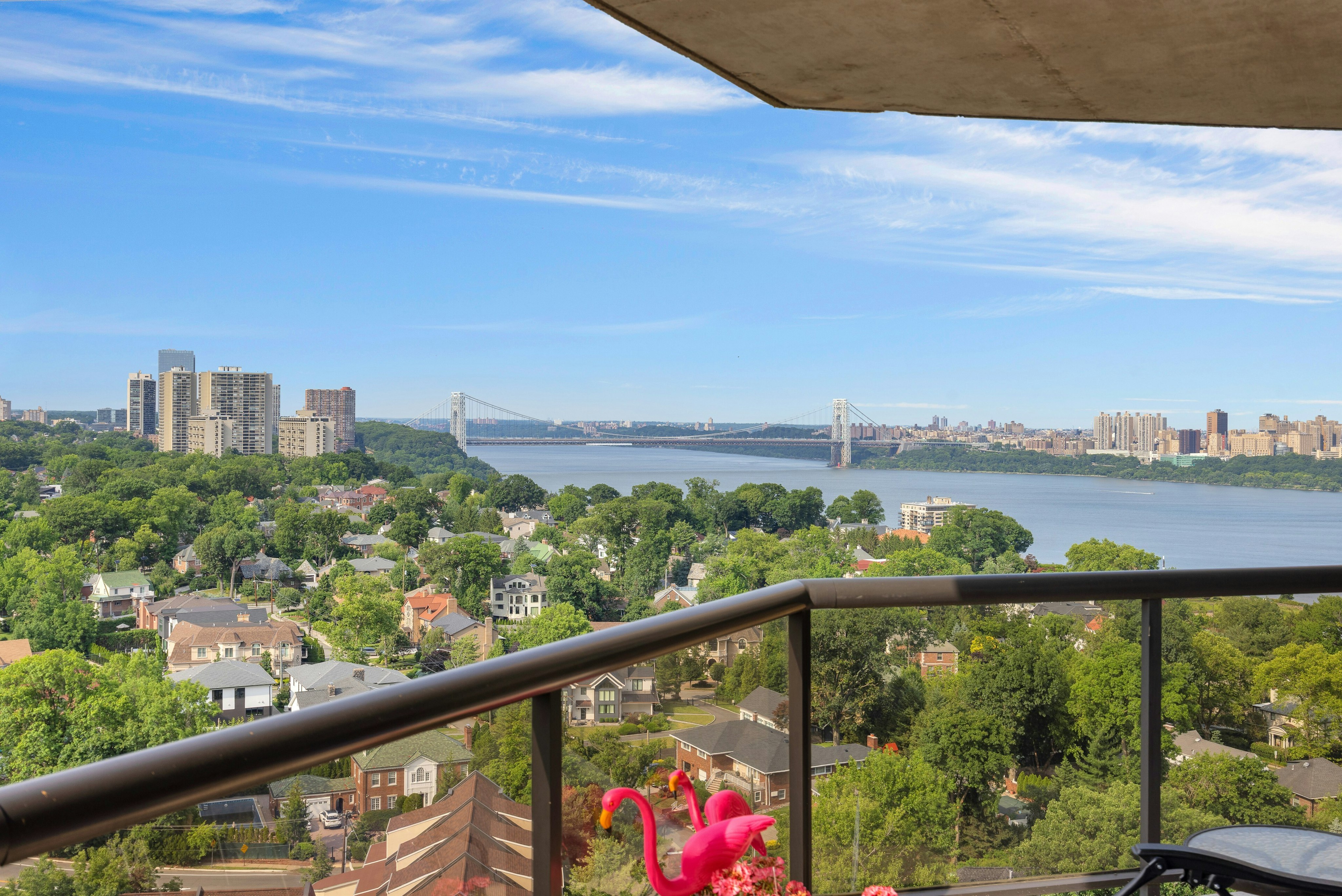 900 Palisade Avenue #17C